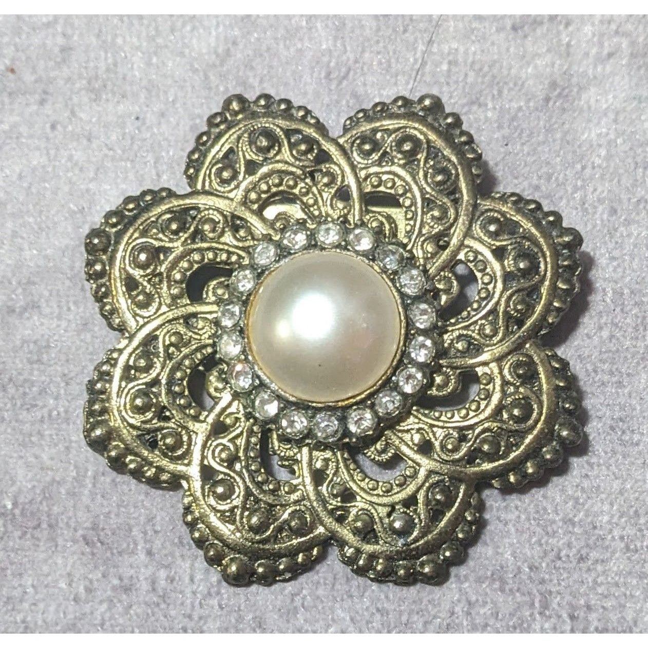 Other Vintage Floral Gold Tone Rhinestone Faux Pearl Brooch Size ONE SIZE - 4 Thumbnail