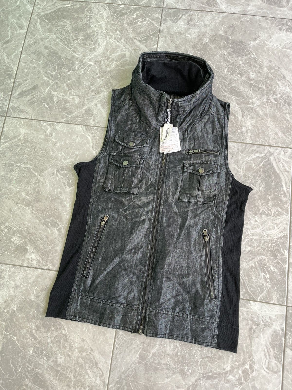 semanticdesign Semanticdesign Bono Vest Size US M / EU 48-50 / 2 - 4 Thumbnail