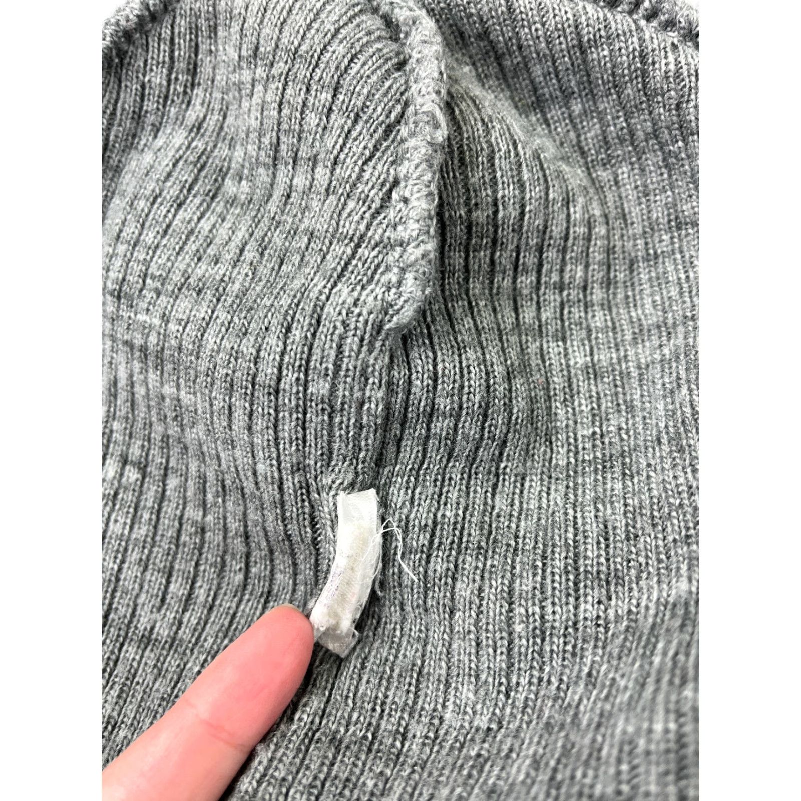 Gap GAP Beanie Hat Adult One Size Dark Heather Gray Knit Acrylic Ski Casual Unisex Size ONE SIZE - 6 Thumbnail