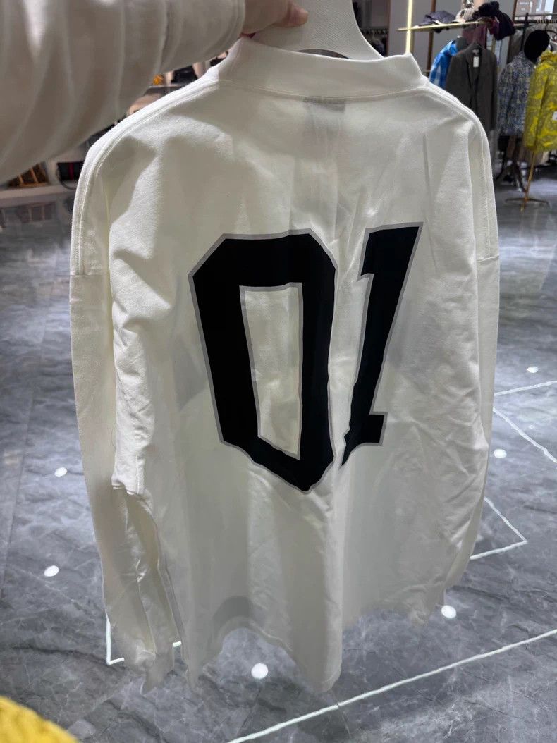 Balenciaga Balenciaga Oversized Long Sleeve T-Shirt Size US S / EU 44-46 / 1 - 2 Thumbnail
