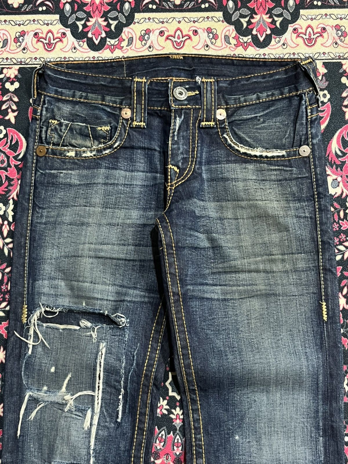 True Religion Vintage True Religion Dark Blue Distress Heavy Whisker Jeans Size US 30 / EU 46 - 4 Thumbnail