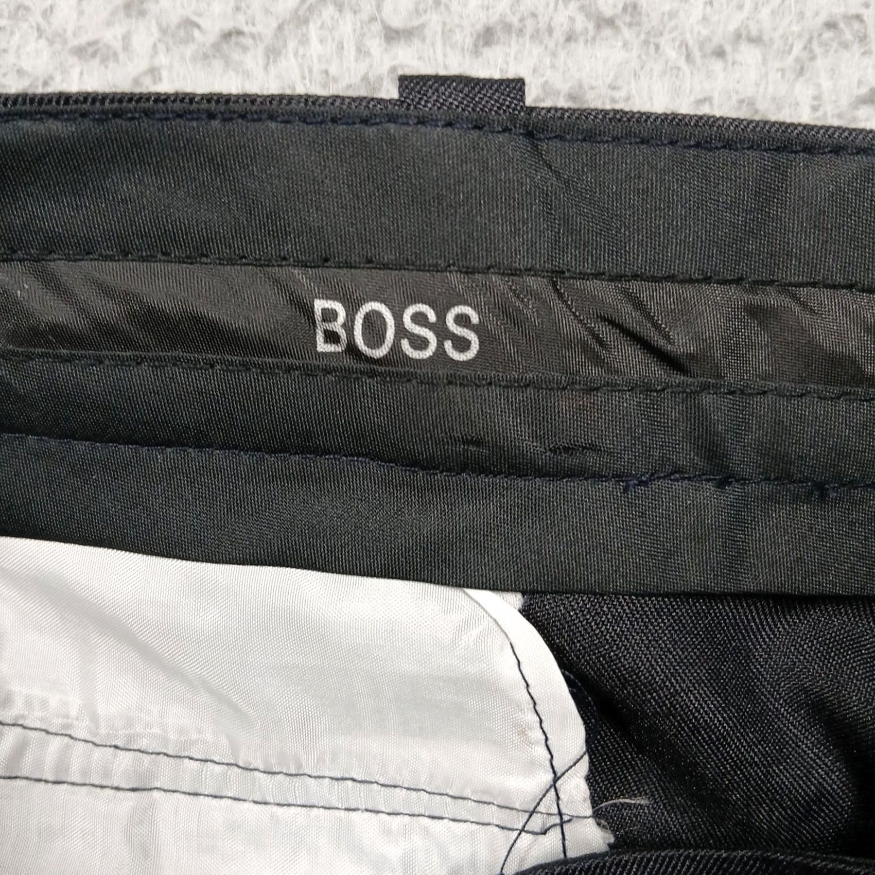 Vintage VINTAGE? No. Hugo Boss Dress Pants Men's Black 180's Super Fine Wool Classic Fit 35x33 Size US 35 - 5 Thumbnail