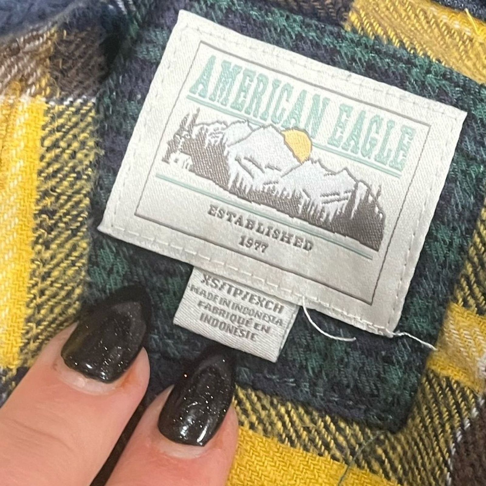 American Eagle Outfitters American Eagle Cropped Sweatshirt Hoodie Flannel Plaid XS Size XS / US 0-2 / IT 36-38 - 2 Thumbnail