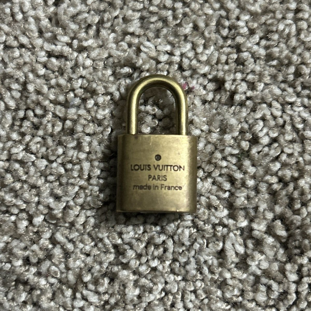 Louis Vuitton Louis Vuitton LV Padlock Lock Pendant/Key Chain Number 336 Size ONE SIZE - 2 Thumbnail