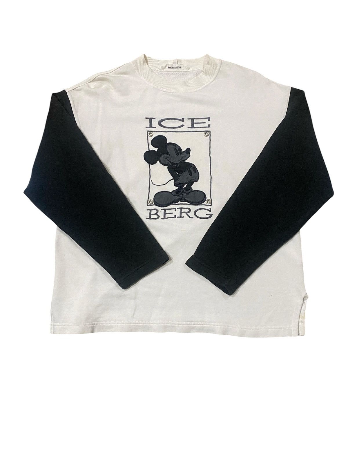 Iceberg Vintage Iceberg X Disney Mickey Mouse Embroidery Sweater Size US L / EU 52-54 / 3 - 1 Thumbnail