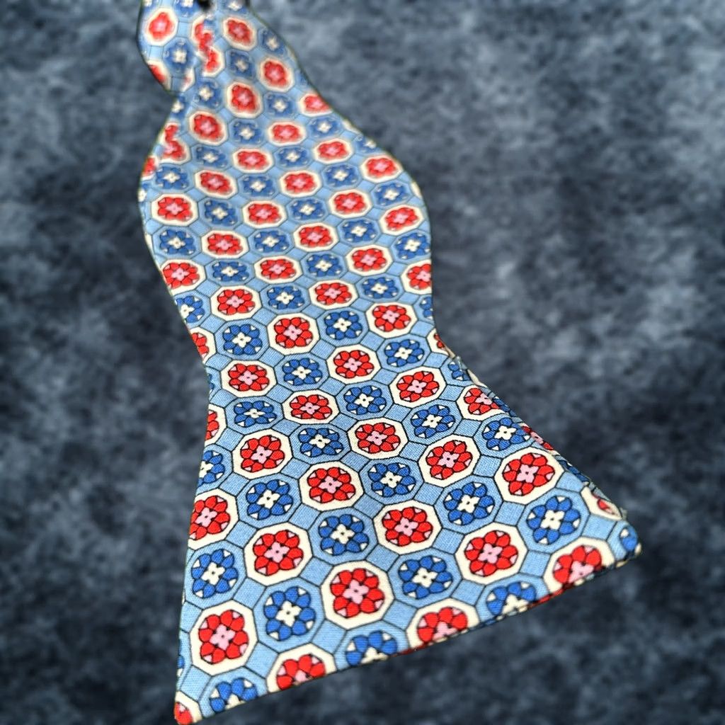 Cremieux Cremieux Bow Tie Self Tie Blue Red Geometric Pattern Adjustable Neck Mens NWT Black? Blue? Size ONE SIZE - 1 Thumbnail