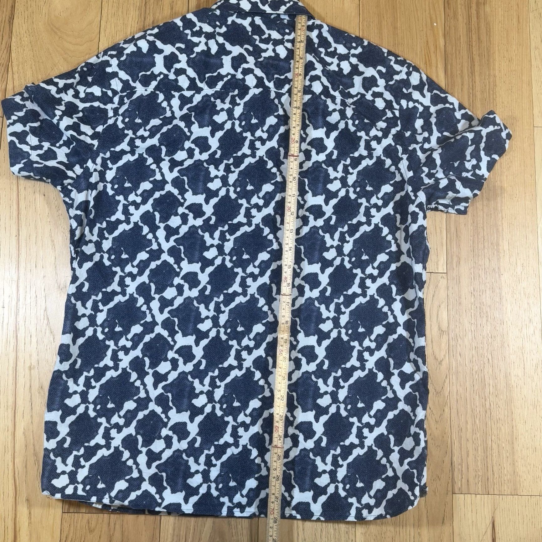 Perry Ellis Perry Ellis Shirt Mens M Short Sleeve Button-Up Blue White Camo Print Cotton Multicolor Colorful 90s (if applicable) Mens Size US M / EU 48-50 / 2 - 6 Thumbnail