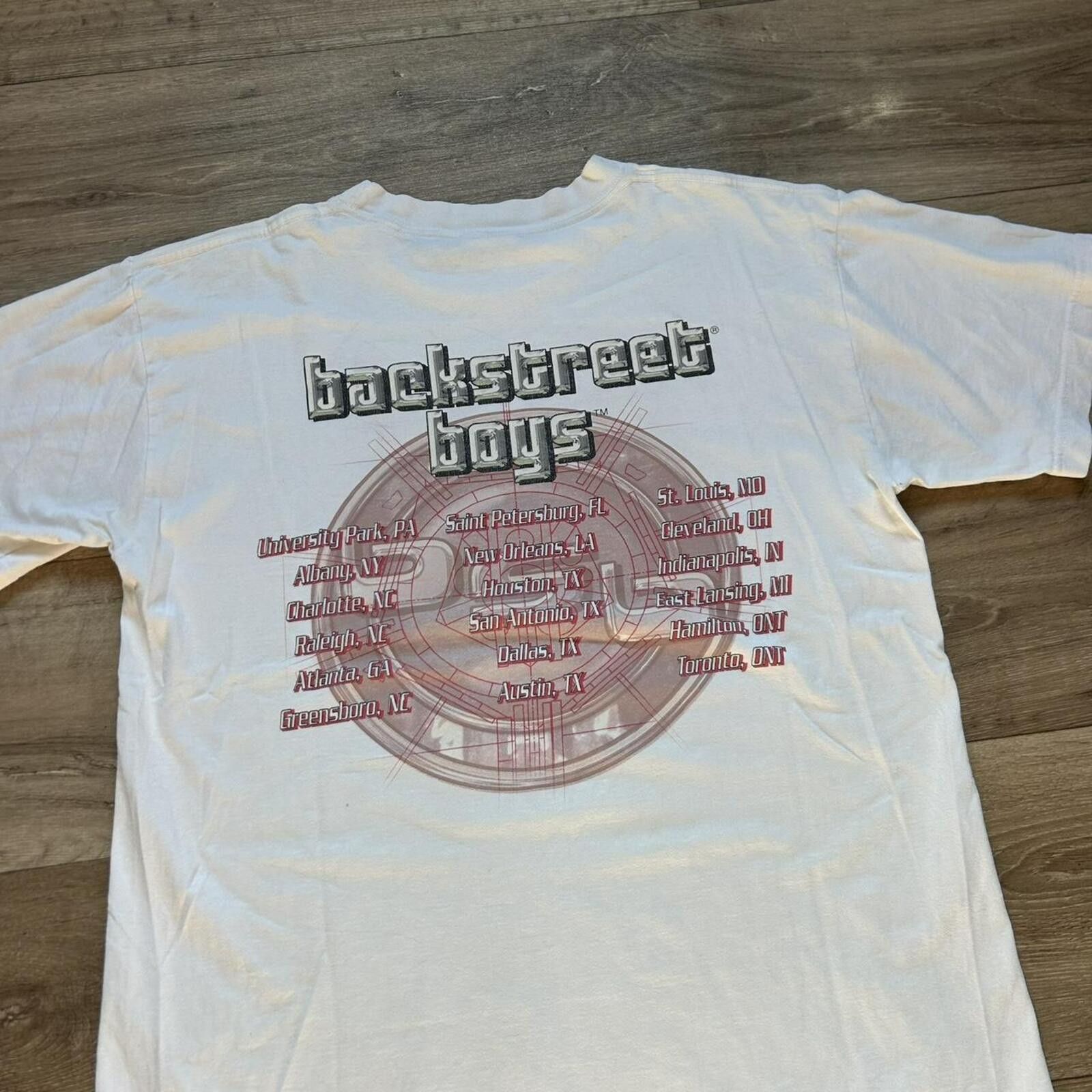 Other Vintage Backstreet Boys white band tour t shirt Size L Size US L / EU 52-54 / 3 - 4 Thumbnail