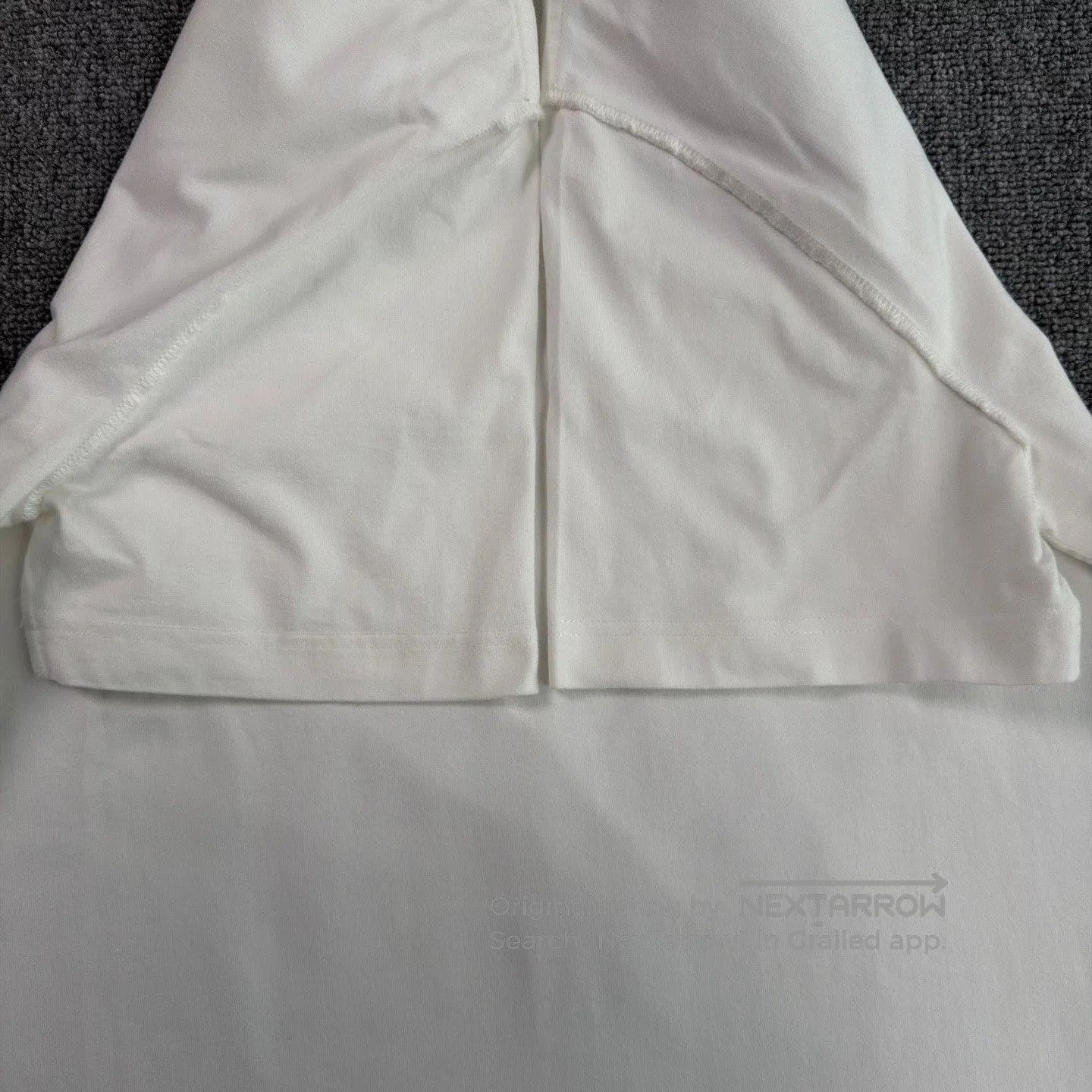 Louis Vuitton LV 25 Embossed Logo White T-Shirt. Size US M / EU 48-50 / 2 - 6 Thumbnail