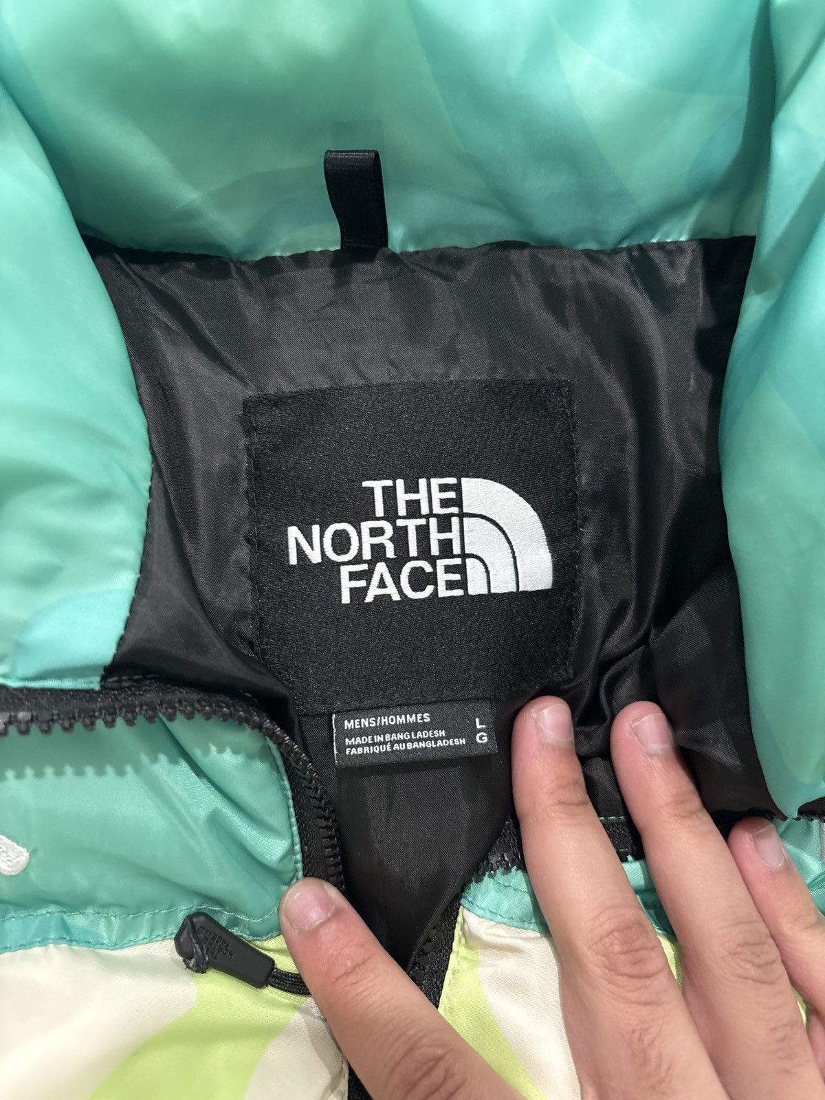 Kaws × The North Face USED Kaws x The North Face Nuptse Jacket Safety Green SZ L Size US L / EU 52-54 / 3 - 7 Thumbnail