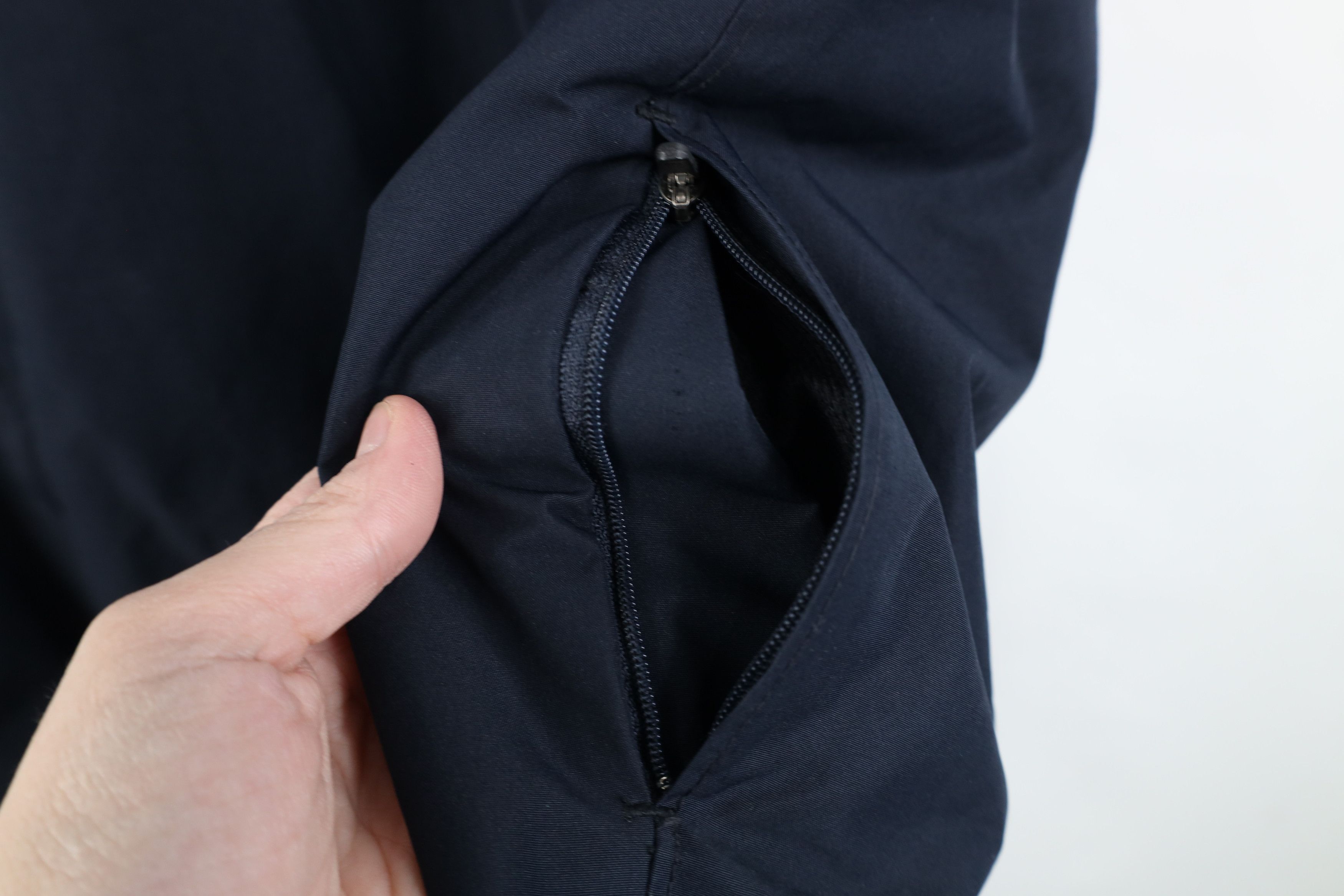 Gap Vintage Y2K Gap Full Zip Windbreaker Bomber Jacket Navy Blue Size US L / EU 52-54 / 3 - 7 Thumbnail