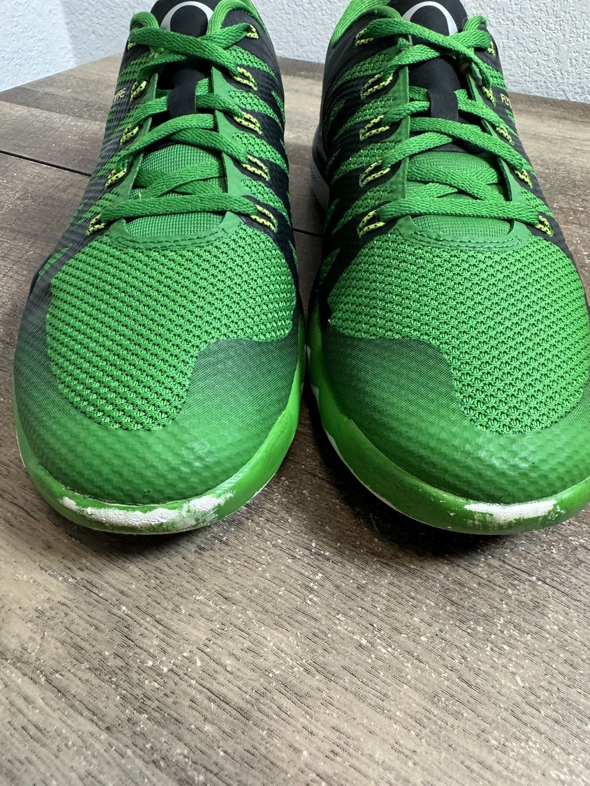 SAMPLE Nike Free Trainer V6 Oregon Ducks Mens Sz 10