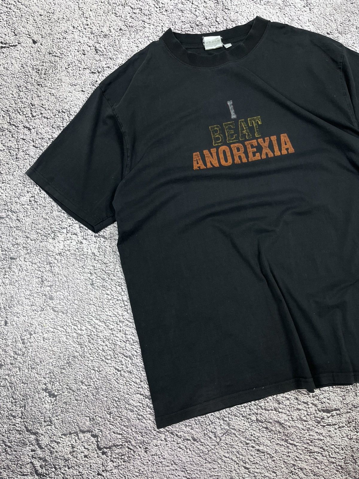 Vintage Vintage I Beat Anorexia Adult Humor Tee 90s faded big logo Size US XXL / EU 58 / 5 - 2 Thumbnail