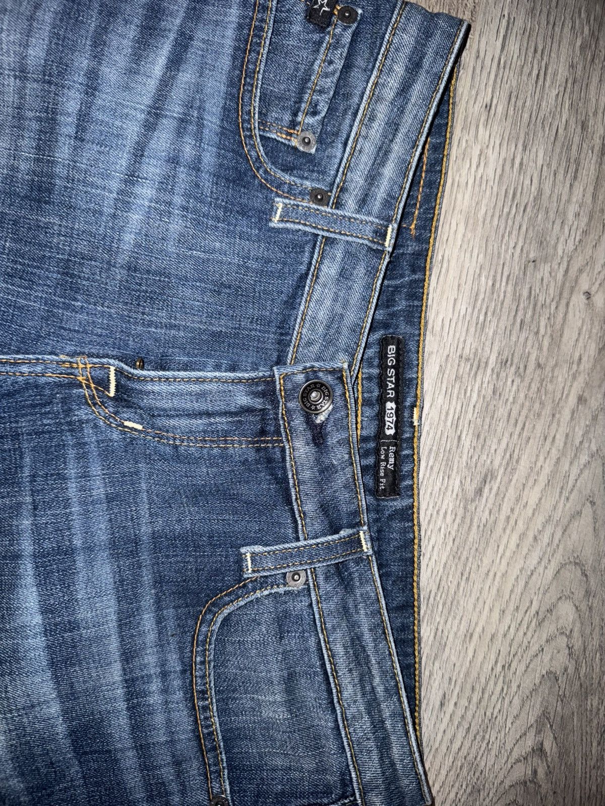 Big Star Buckle BIG STAR - Early 2000’s Remy Low Rise Shorts Size 28" / US 6 / IT 42 - 4 Thumbnail