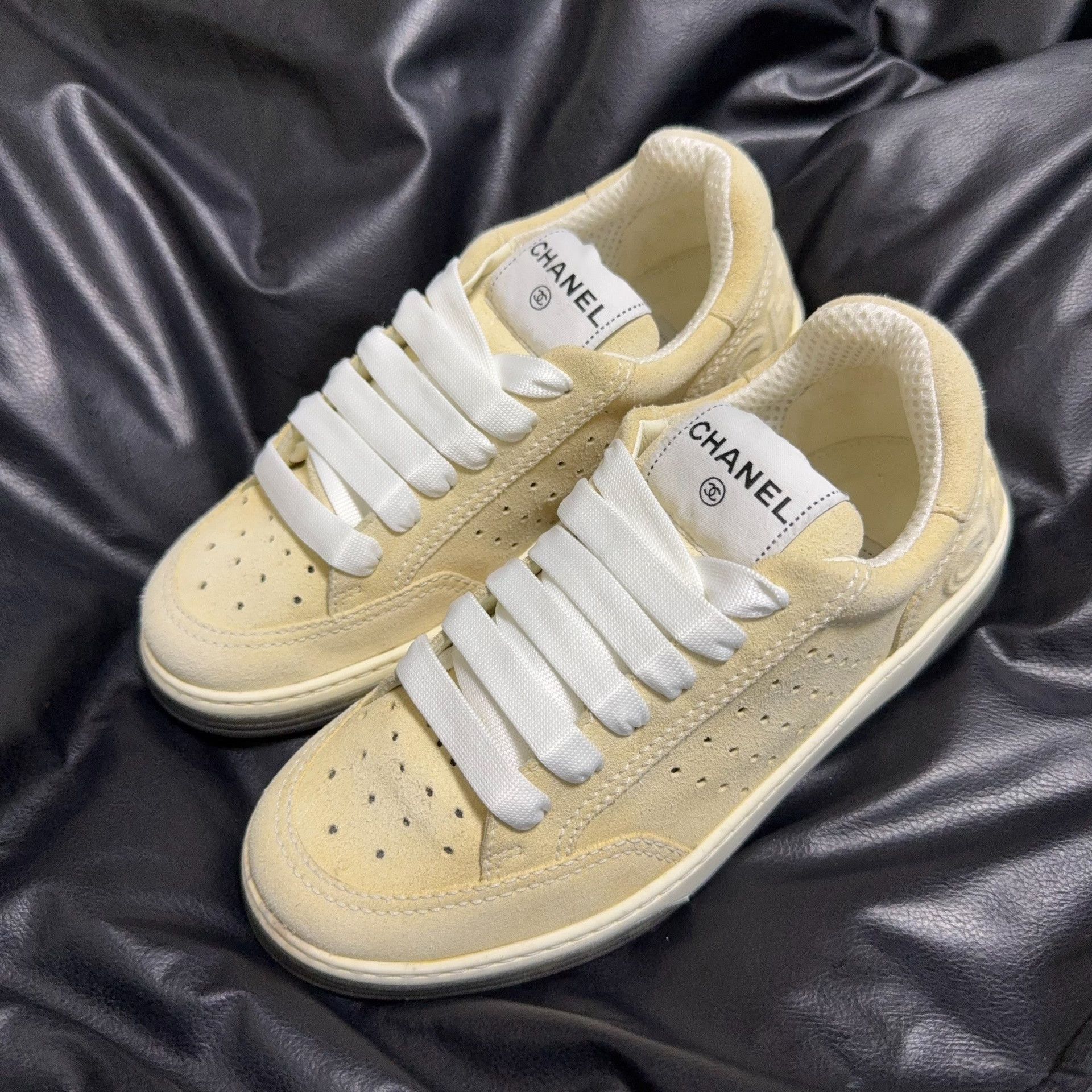 Chanel Chanel Lowtop Sneakers 36.5 Women Size US 6 / IT 36 - 1 Thumbnail