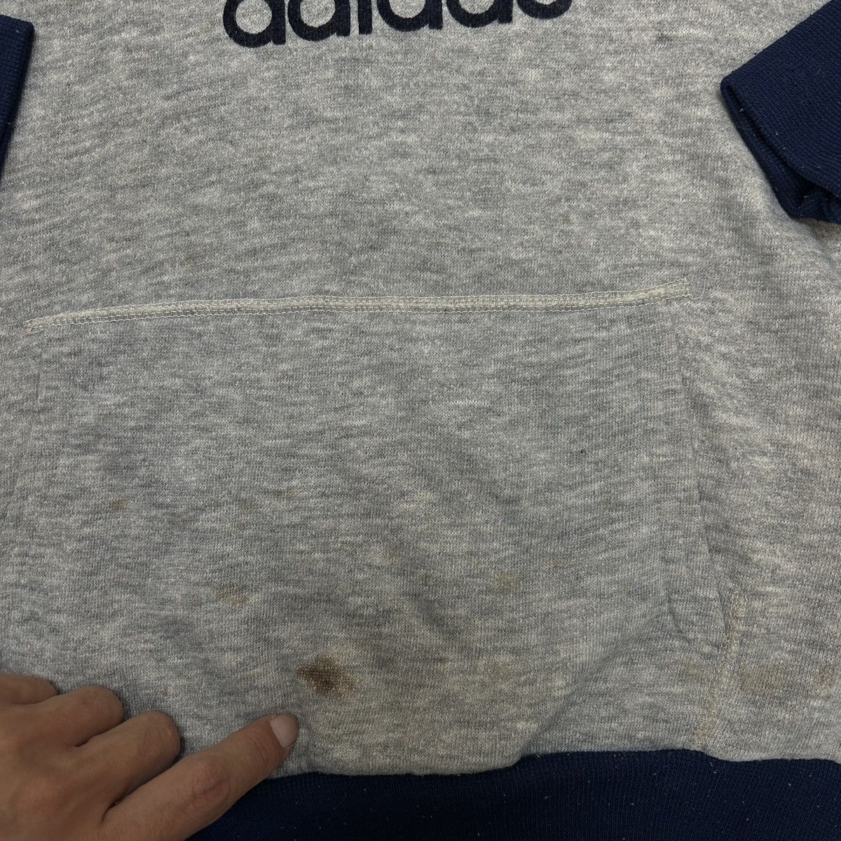 Adidas Vintage Adidas Trefoil Hoodie – Made in USA Size M / US 6-8 / IT 42-44 - 4 Thumbnail