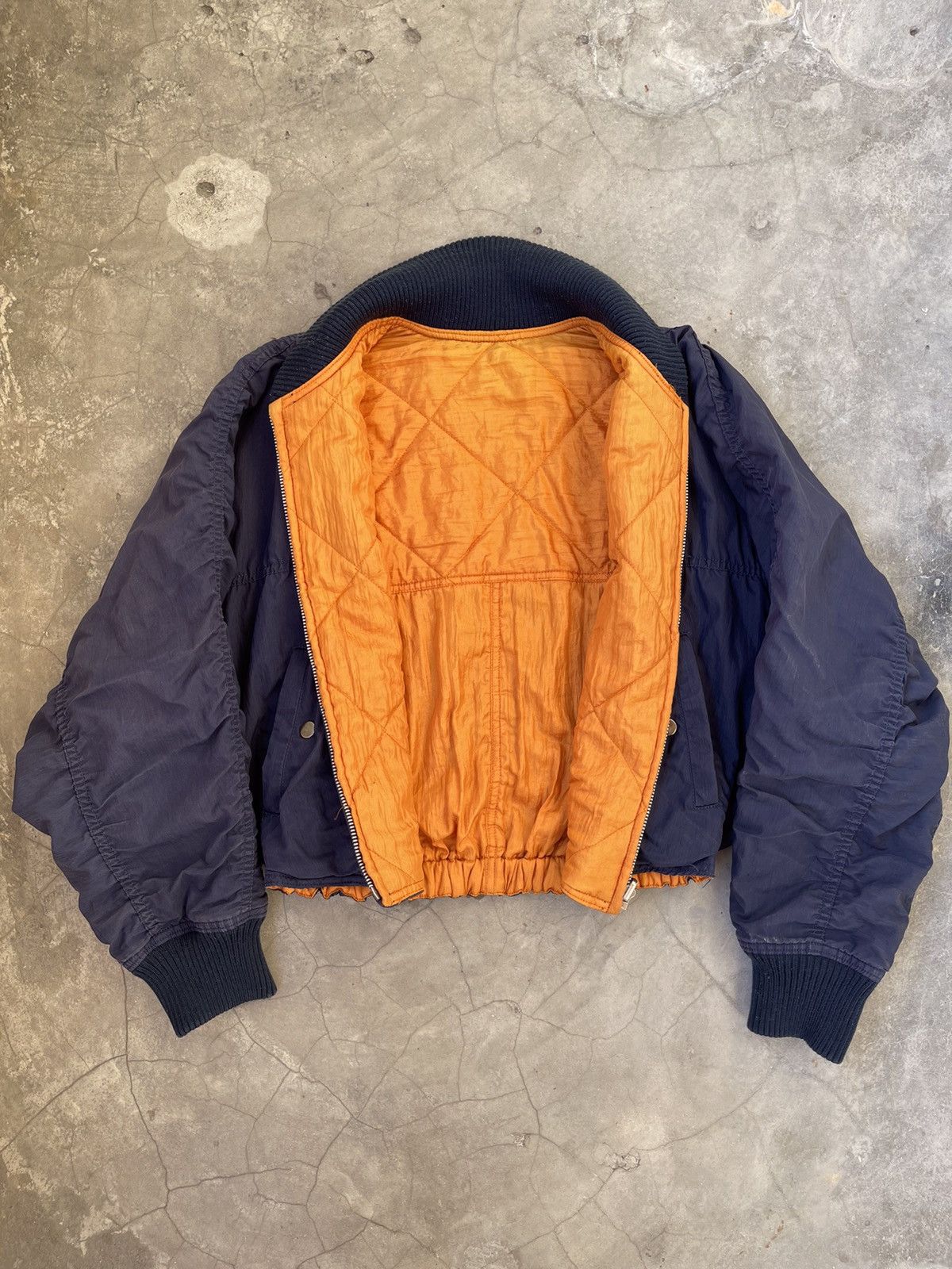 Issey Miyake × Tsumori Chisato 90s ISSEY MIYAKE CROPED REVERSIBLE BOMBER JACKET Size US L / EU 52-54 / 3 - 1 Thumbnail