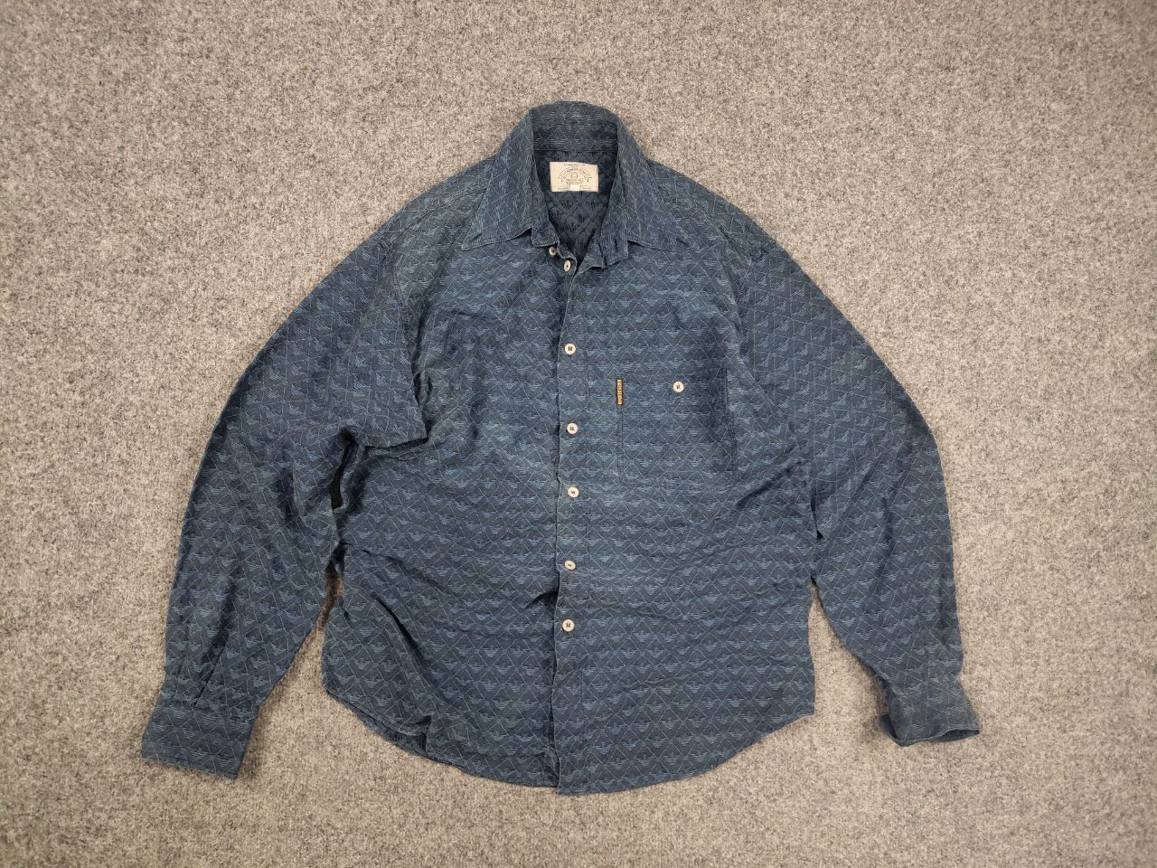 Giorgio Armani Vintage 80's Armani Jeans Monogram Logo oversized shirt Size US L / EU 52-54 / 3 - 9 Thumbnail