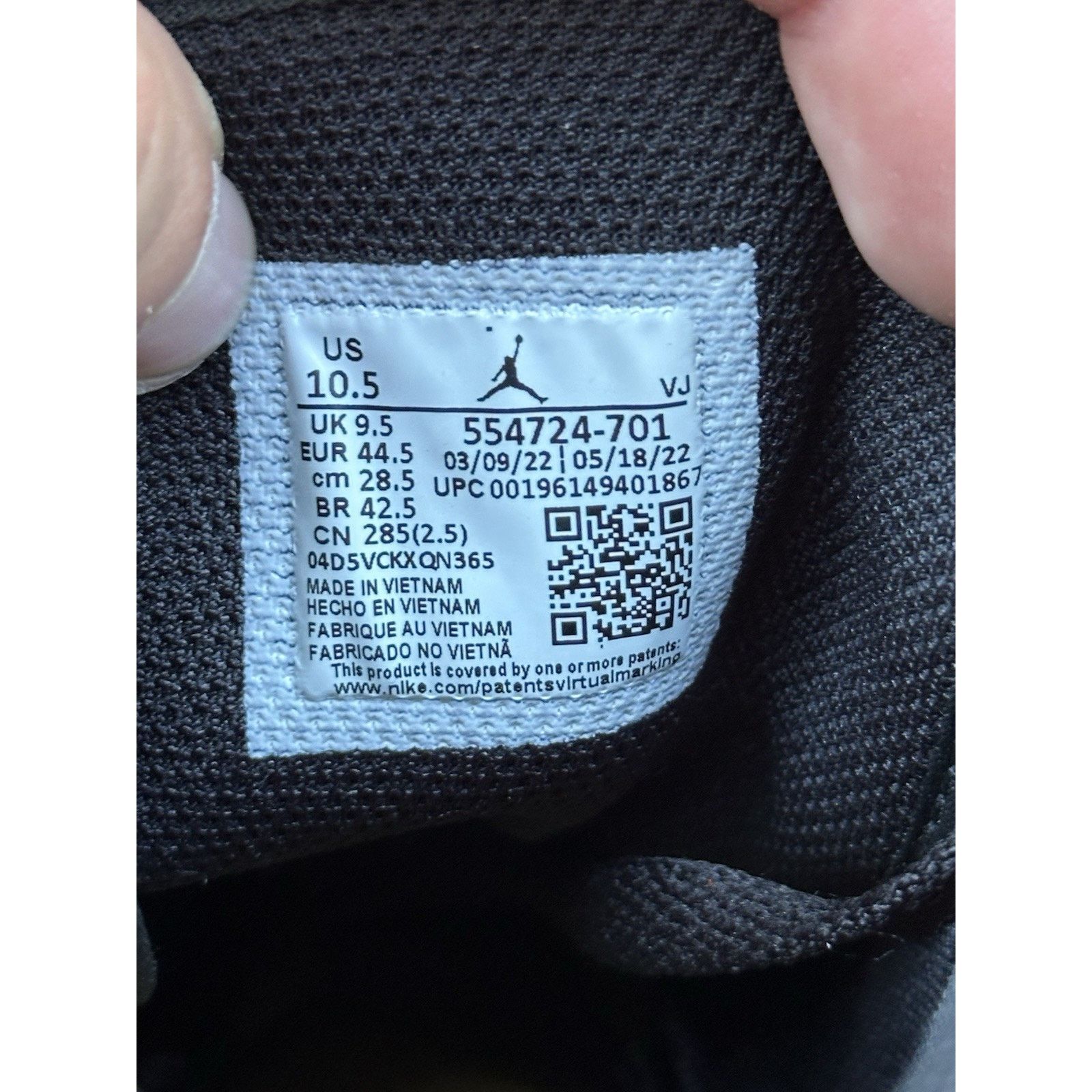 Jordan Brand Jordan 1 Mid Taxi - Size 10.5 Size US 10.5 / EU 43-44 - 7 Thumbnail