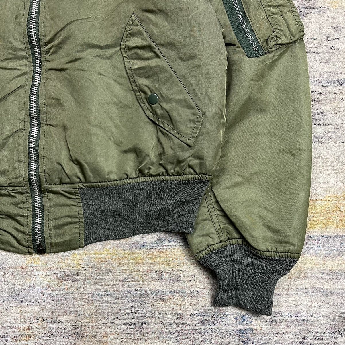 Alpha Industries × Vintage Vintage Alpha Industries Big logo Ma-1 bomber jacket Size US L / EU 52-54 / 3 - 7 Thumbnail