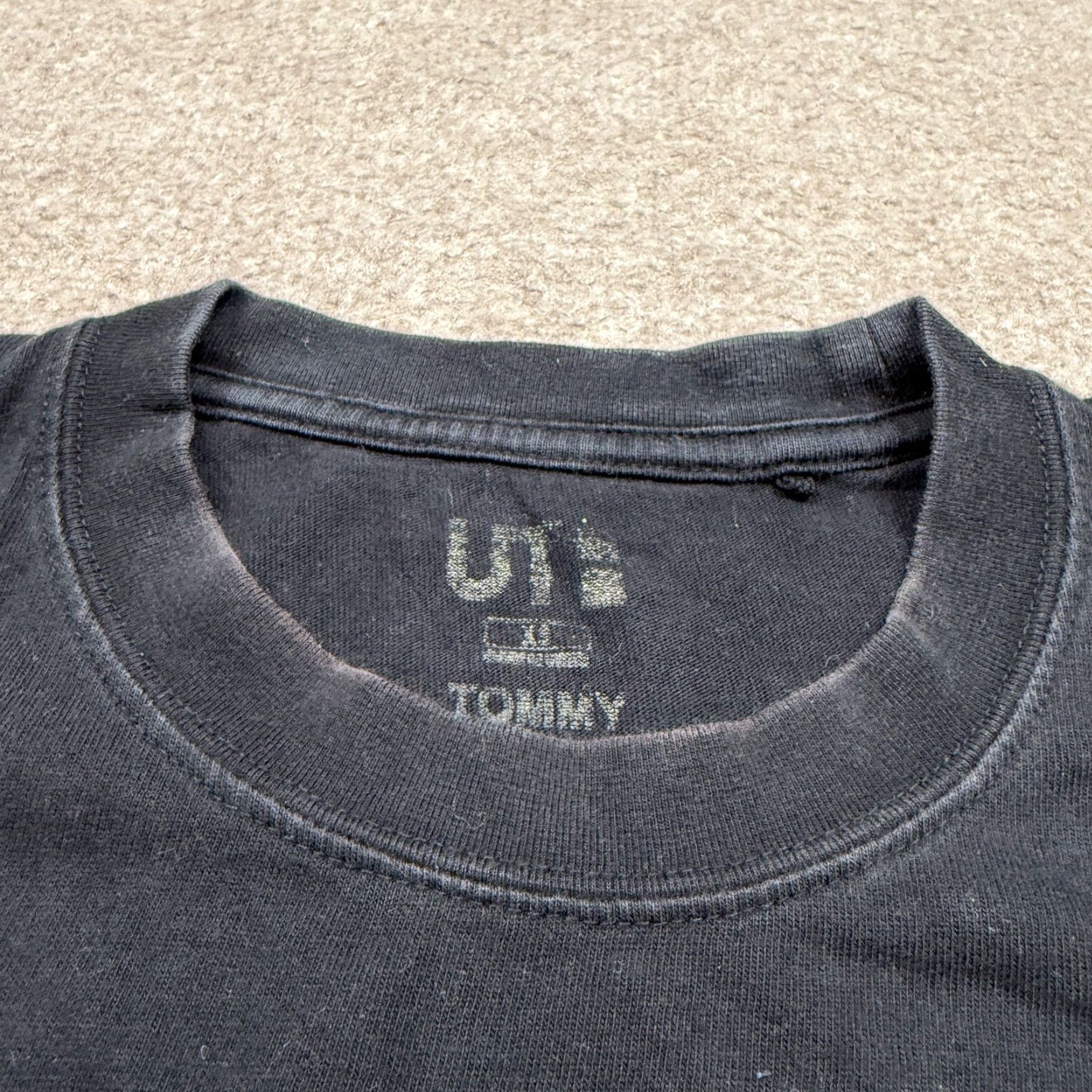 Uniqlo VINTAGE Tommy Guerrero Designs x Uniqlo T Shirt XS Black Short Sleeve Men’s Shirt XS Black Anime Graphic Print Chopper One Piece 90s? Size US XS / EU 42 / 0 - 4 Thumbnail