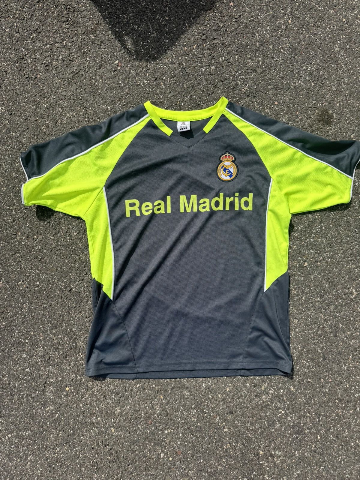 Vintage Real Madrid green & grey soccer practice jersey Size L Size US L / EU 52-54 / 3 - 1 Thumbnail