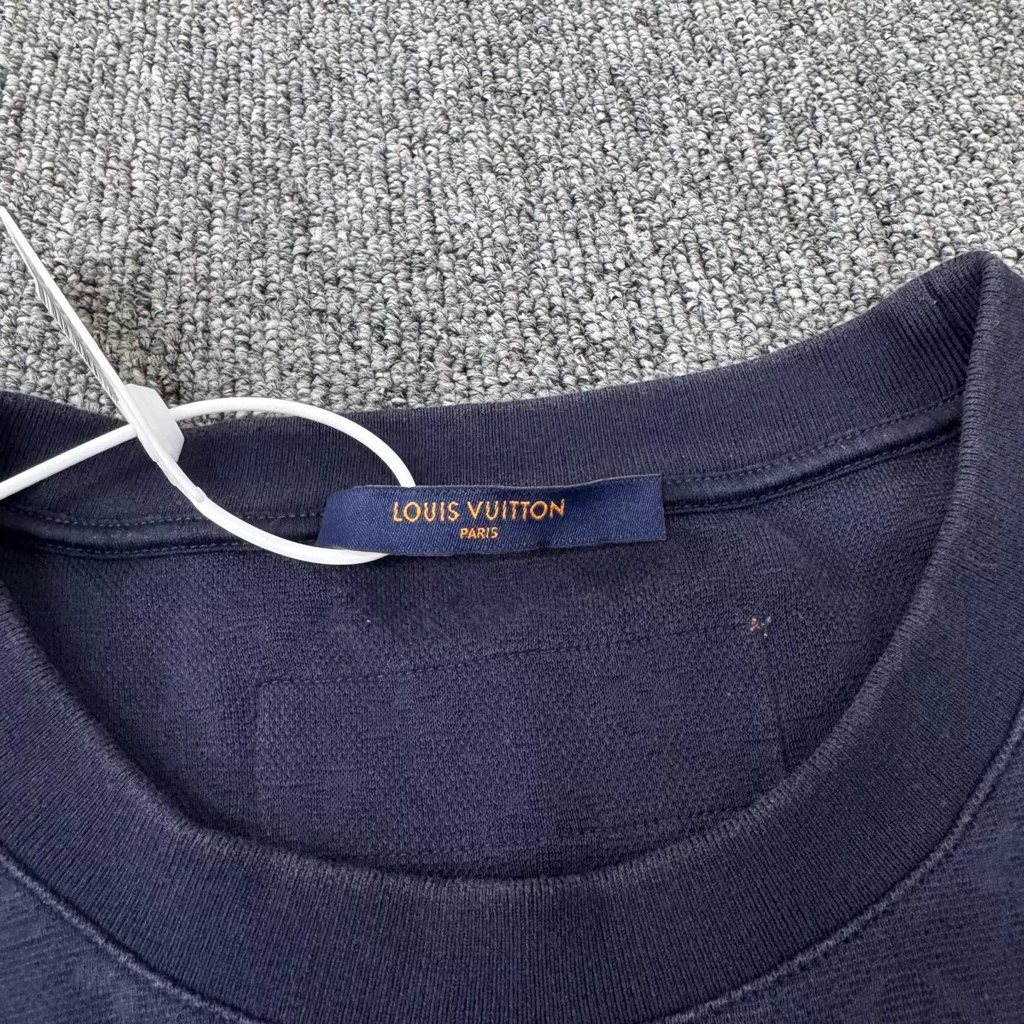 Louis Vuitton LV Ocean Animal Beaded Subtle Allover Navy L 98N Size US L / EU 52-54 / 3 - 5 Thumbnail