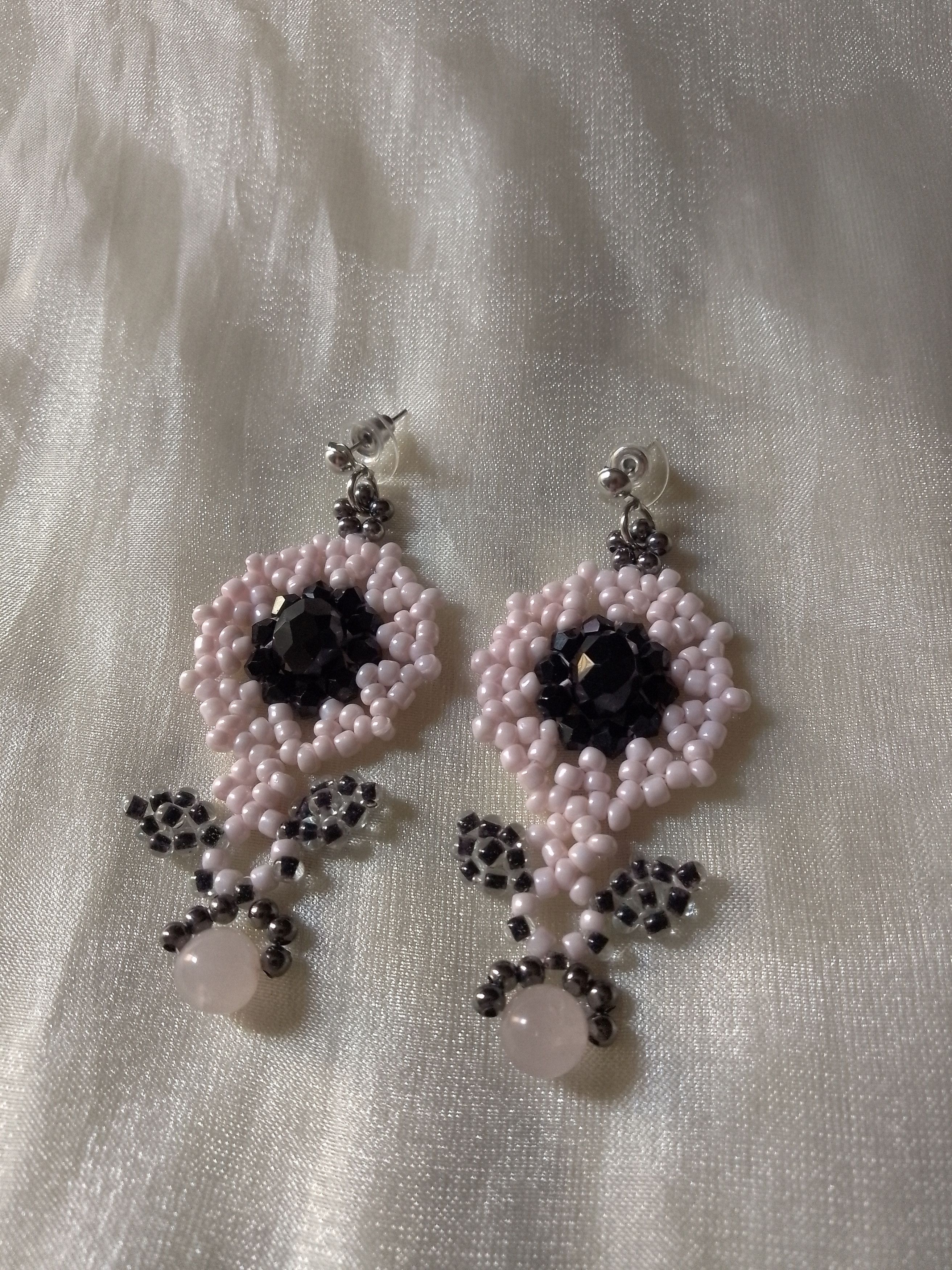 Handmade Dangling Earrings Rose quartz gemstones Pink Black Size ONE SIZE - 2 Thumbnail