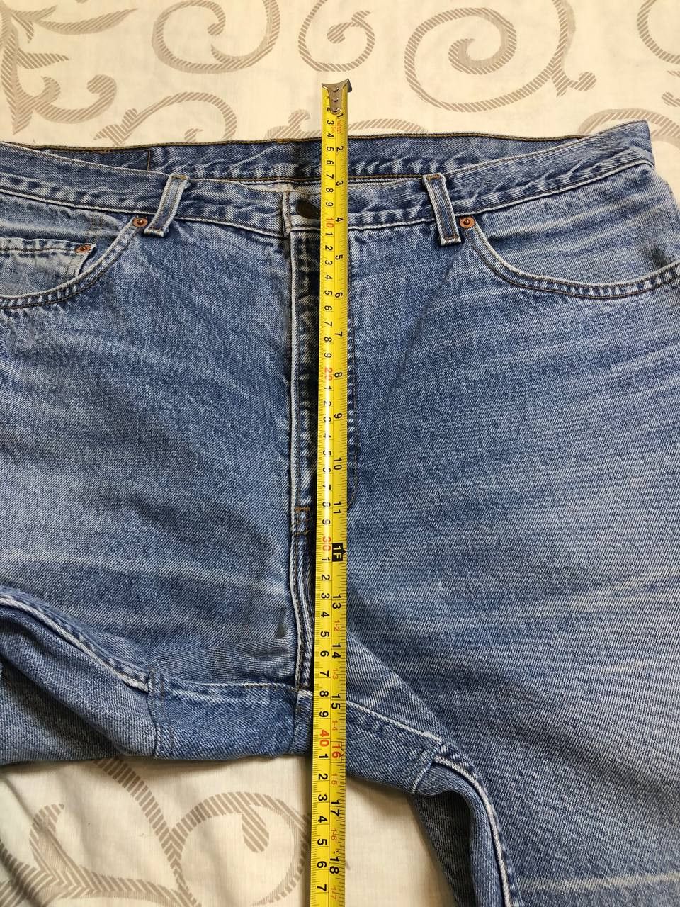 Levi's VTG 90’s Levis 615 Jeans mens Denim RELAXED Size US 40 / EU 56 - 16 Thumbnail