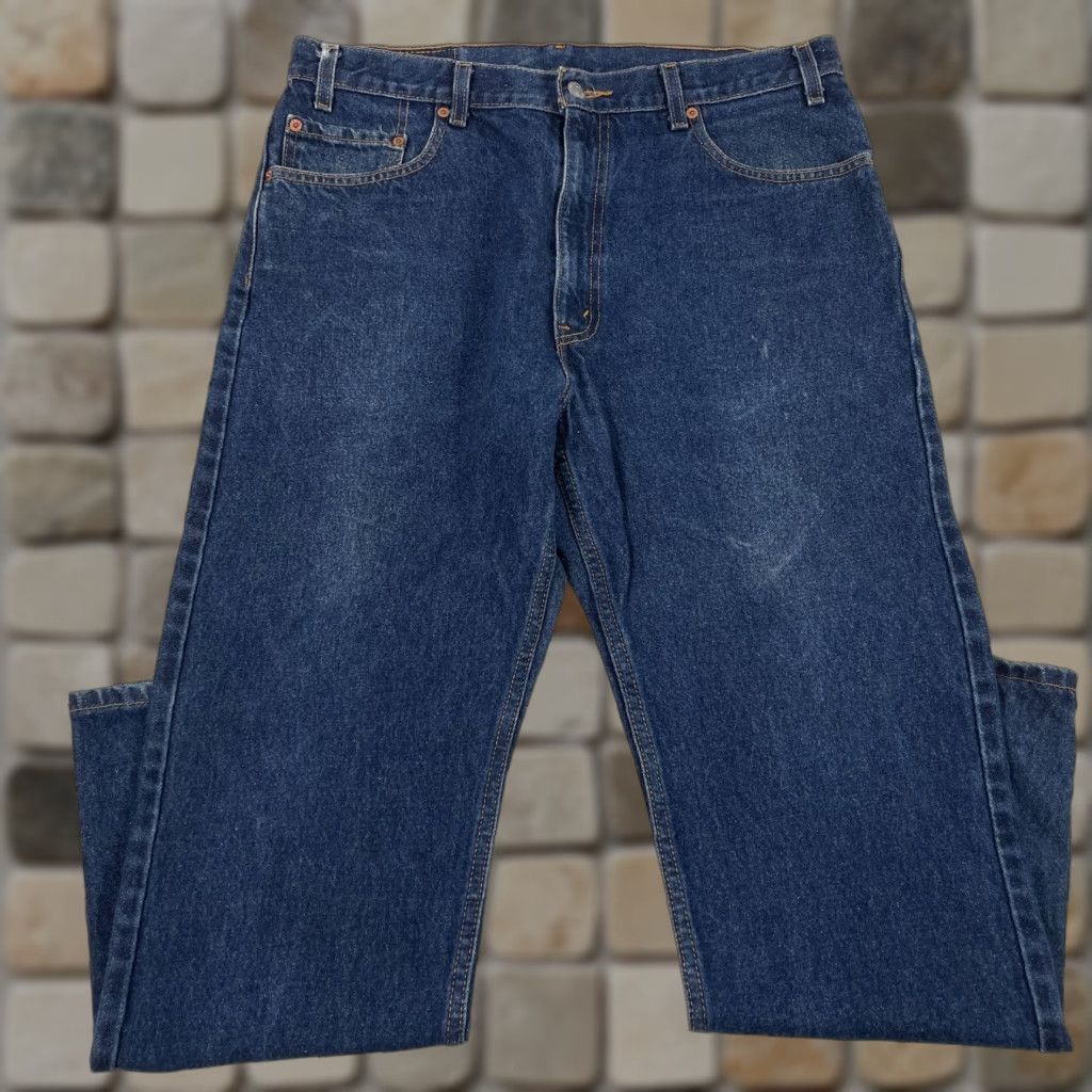 Levi's VINTAGE Levi's 505 Jeans Mens 36 x 29 Blue Straight Leg Dark Wash Denim Western Streetwear Y2K Mens Size US 36 / EU 52 - 1 Thumbnail