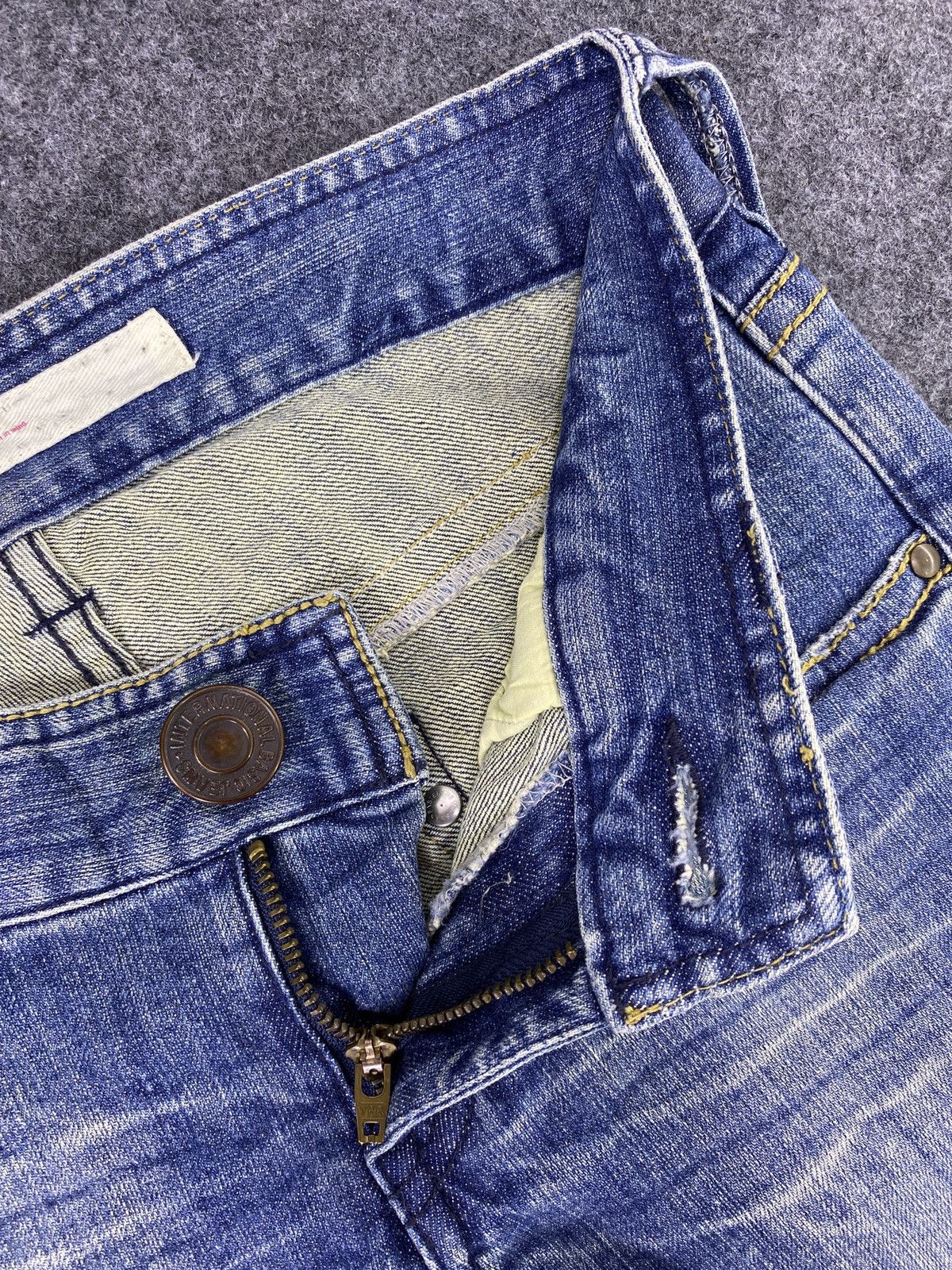 Japanese Brand × Jean Japanese Brand Blue Wash Flare Jeans - J1055 Size 29" - 7 Thumbnail