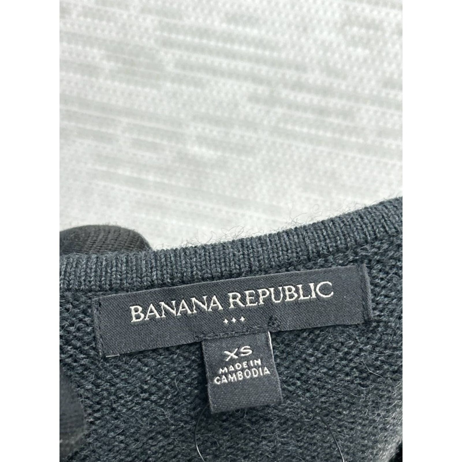 Banana Republic Banana Republic Sweater Dress Womens XS Gray Knit Bodycon Pullover V-Neck Short Dress Winter Fall Clothing Size XS / US 0-2 / IT 36-38 - 3 Thumbnail