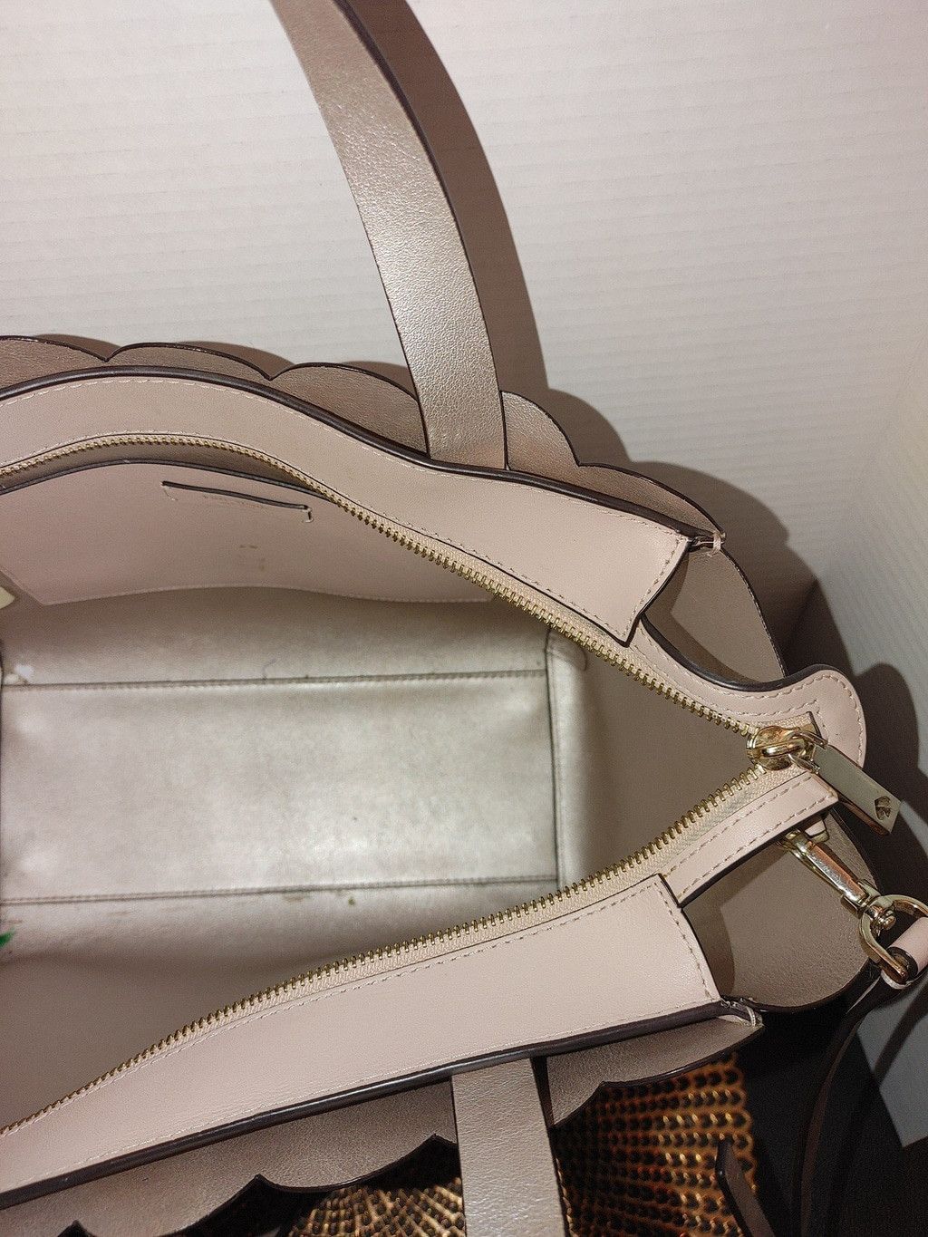 Kate Spade Kate Spade Magnolia Street Mina Scalloped Tote Size ONE SIZE - 7 Thumbnail