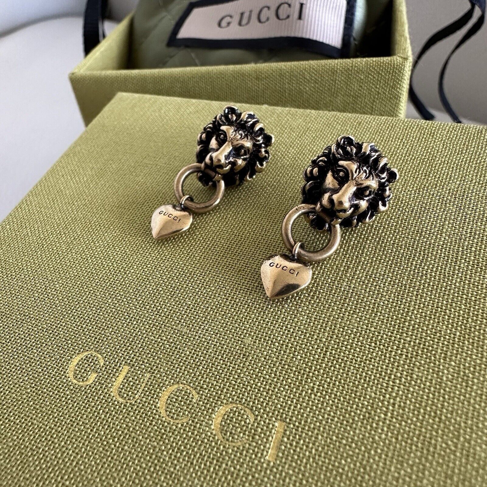 Gucci NEW GUCCI LION HEAD AND HEART EARRINGS GOLD TONE METAL Size ONE SIZE - 5 Thumbnail