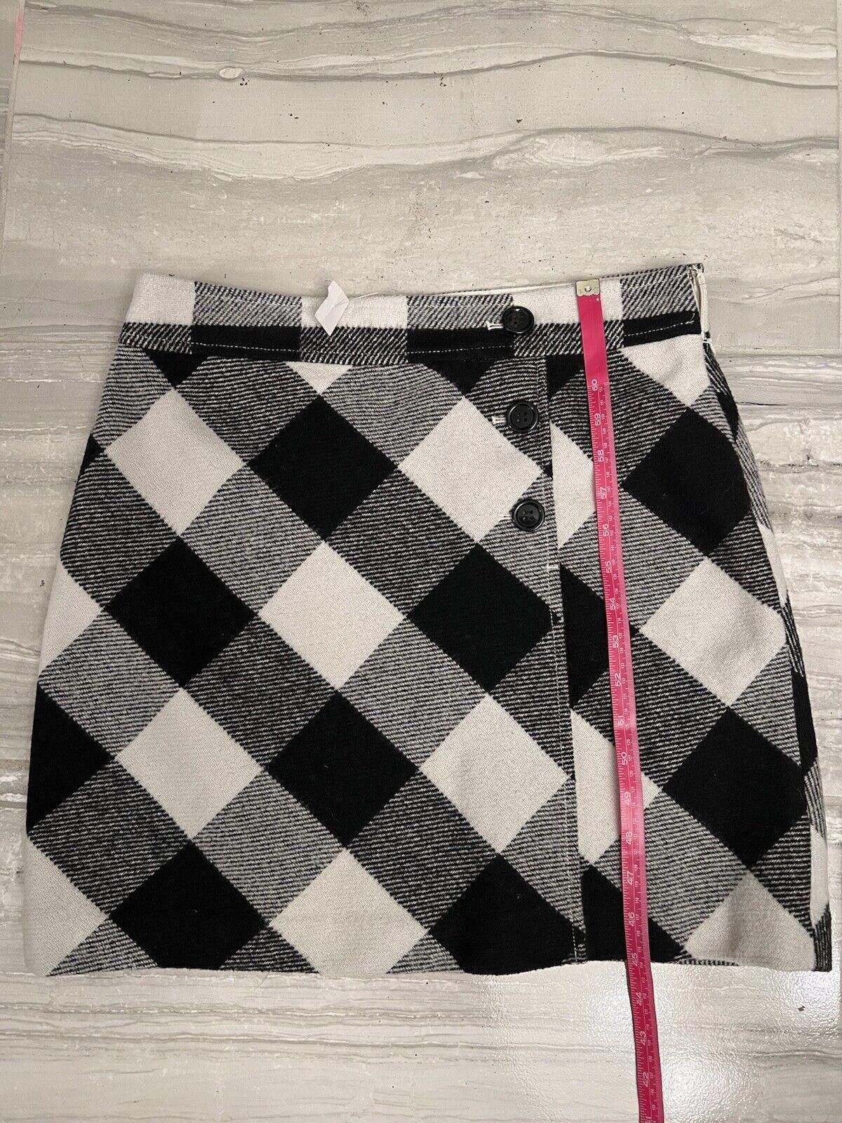 Designer ANN TAYLOR LOFT Black And White Plaid Mini Skirt Size 4 Size 27" / US 4 / IT 40 - 3 Thumbnail