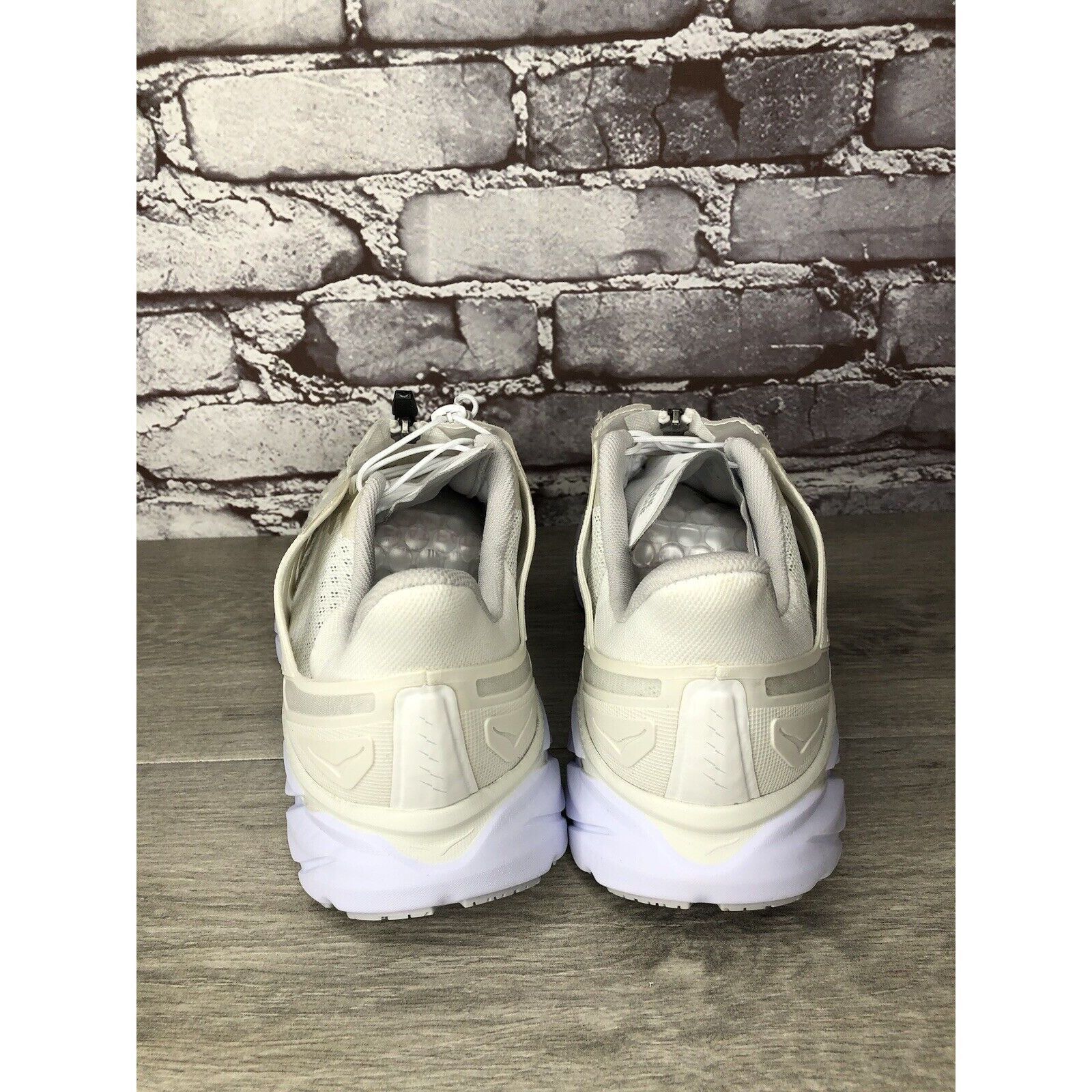 Hoka HOKA Project Clifton Blanc de Blanc Lunar White Mesh Center Size US 8 / EU 41 - 3 Thumbnail