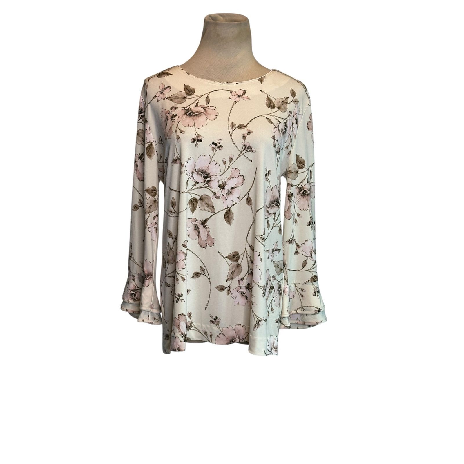 Karl Lagerfeld Karl Lagerfeld cream soft pink floral blouse size Medium Size M / US 6-8 / IT 42-44 - 9 Thumbnail