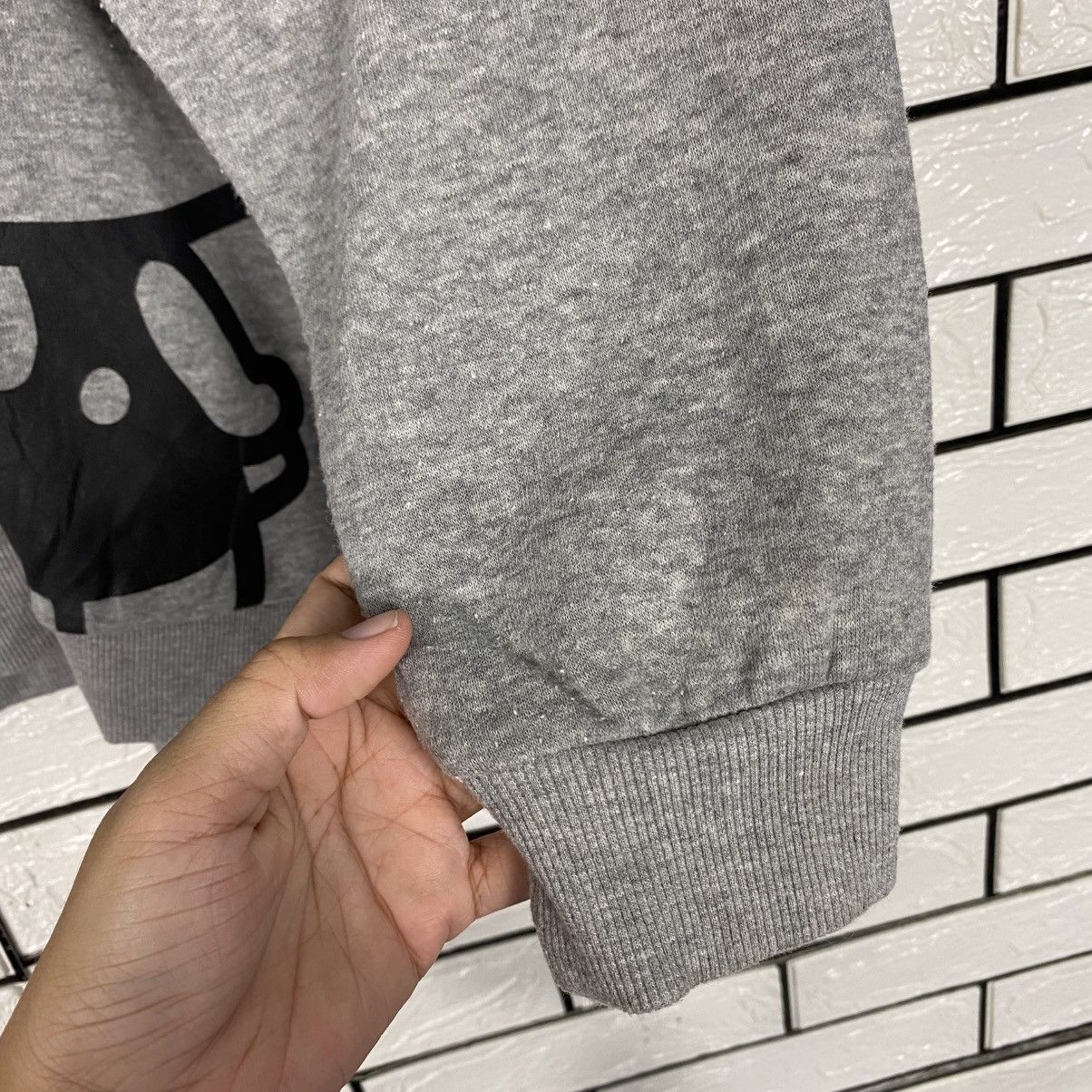 Japanese Brand 📌Vintage Sweatshirt Hello Kitty Big Logo Size US M / EU 48-50 / 2 - 12 Thumbnail