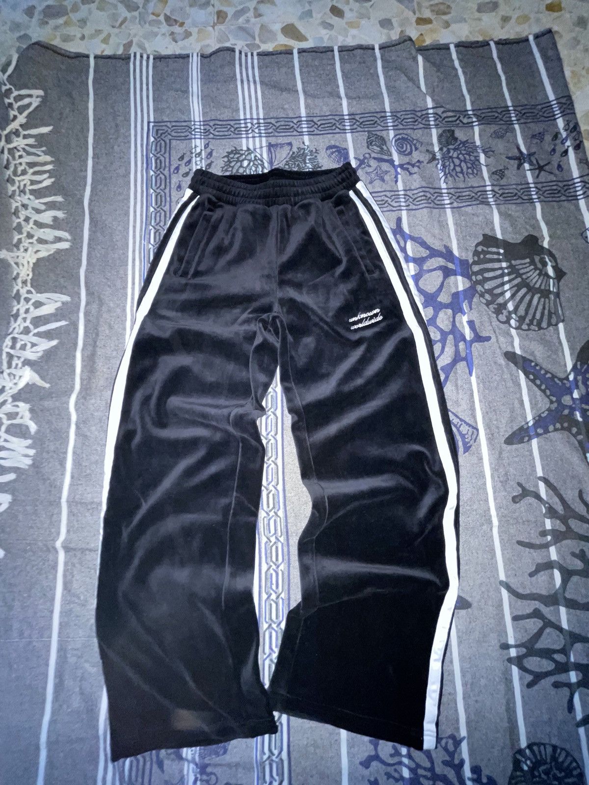 Unknown London Unknown London Velour Track Pants Size US 28 / EU 44 - 1 Thumbnail