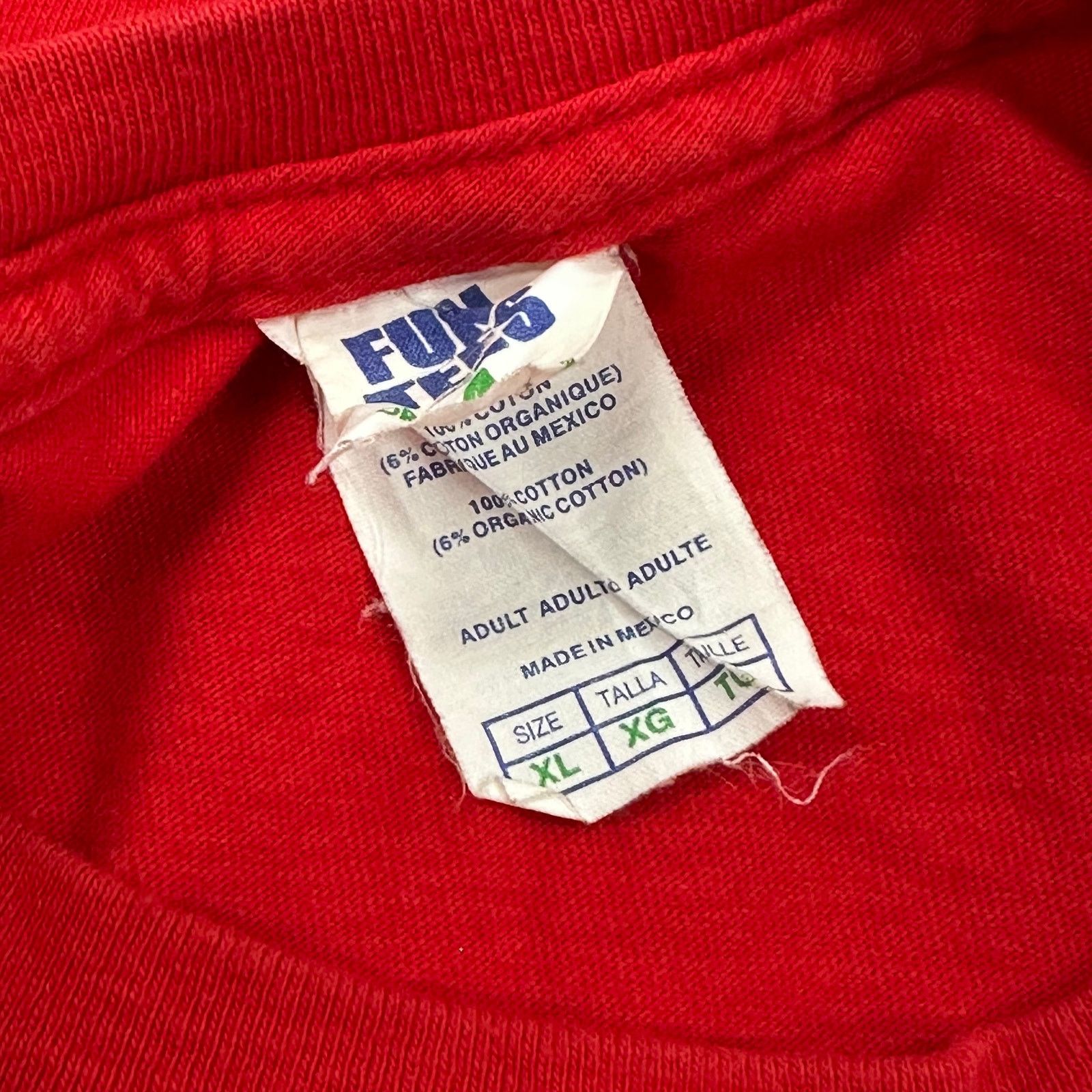 Levi's Levi's Logo Classic T Shirt Tee Red White size XL B18 Size US XL / EU 56 / 4 - 3 Thumbnail