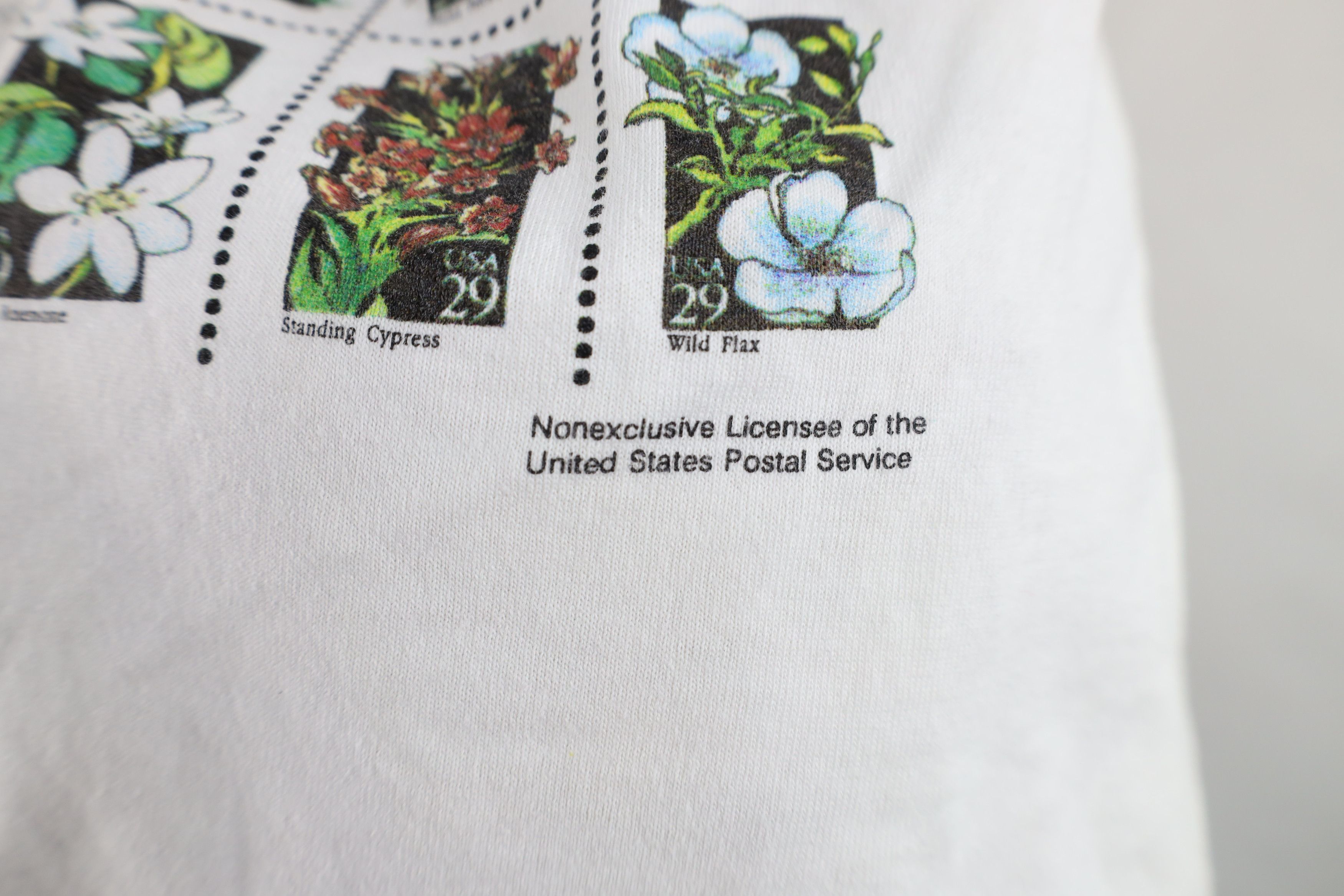 Vintage Vintage 90s Streetwear Postage Stamps Flower T-Shirt USA Size XL / US 12-14 / IT 48-50 - 12 Thumbnail