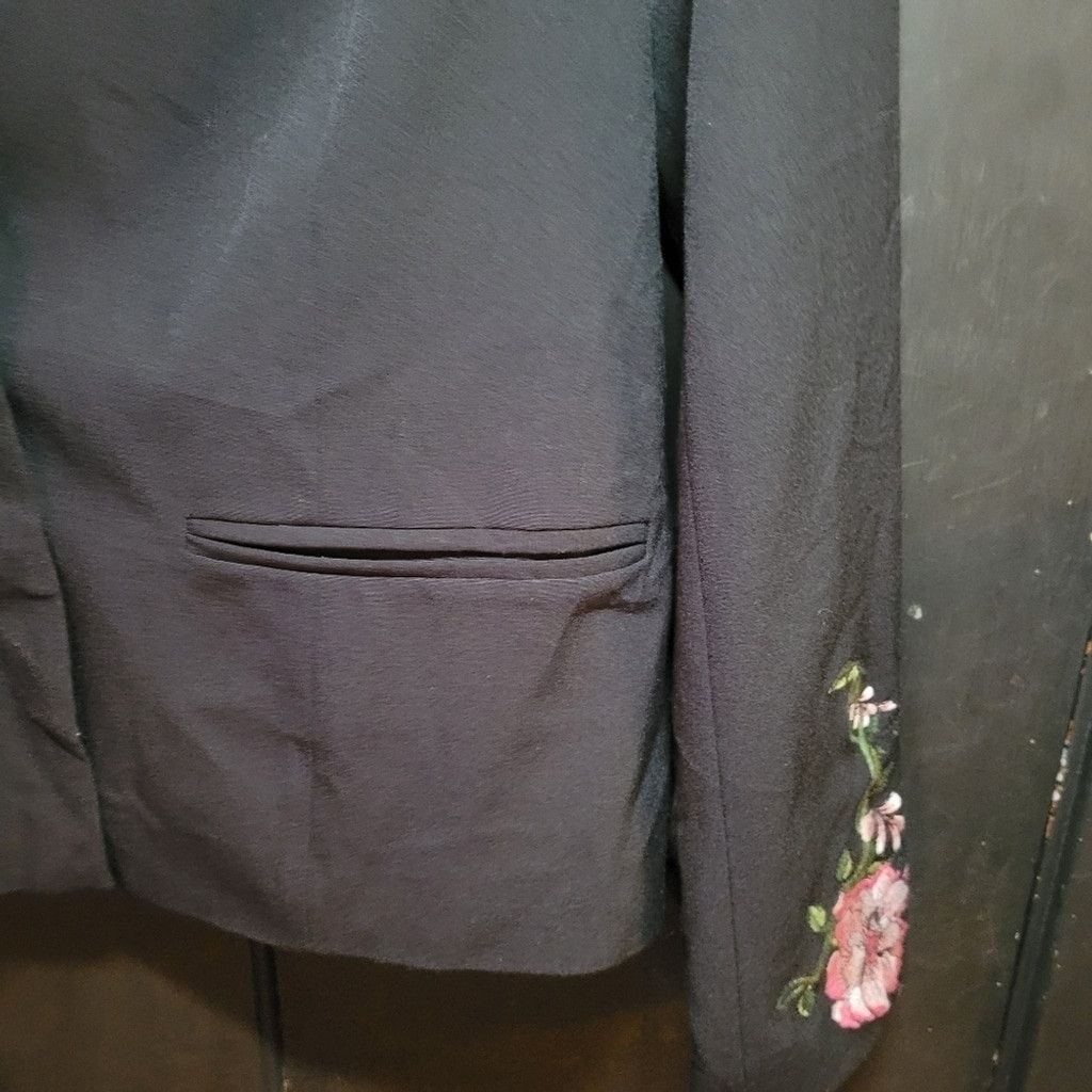 XOXO XOXO, blazer w/ embroidery on the front fully lined, nwot M Size L / US 10 / IT 46 - 5 Thumbnail