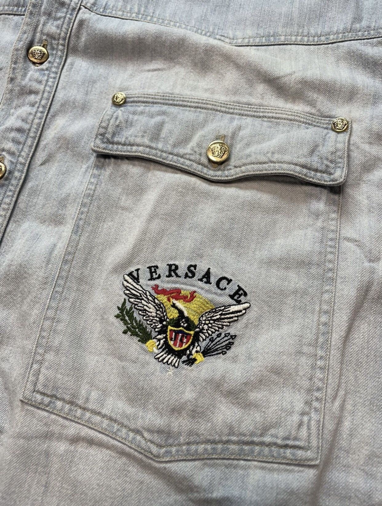 Versace × Vintage Versace custom Jeans Shirt Vintage Unique Size US L / EU 52-54 / 3 - 8 Thumbnail