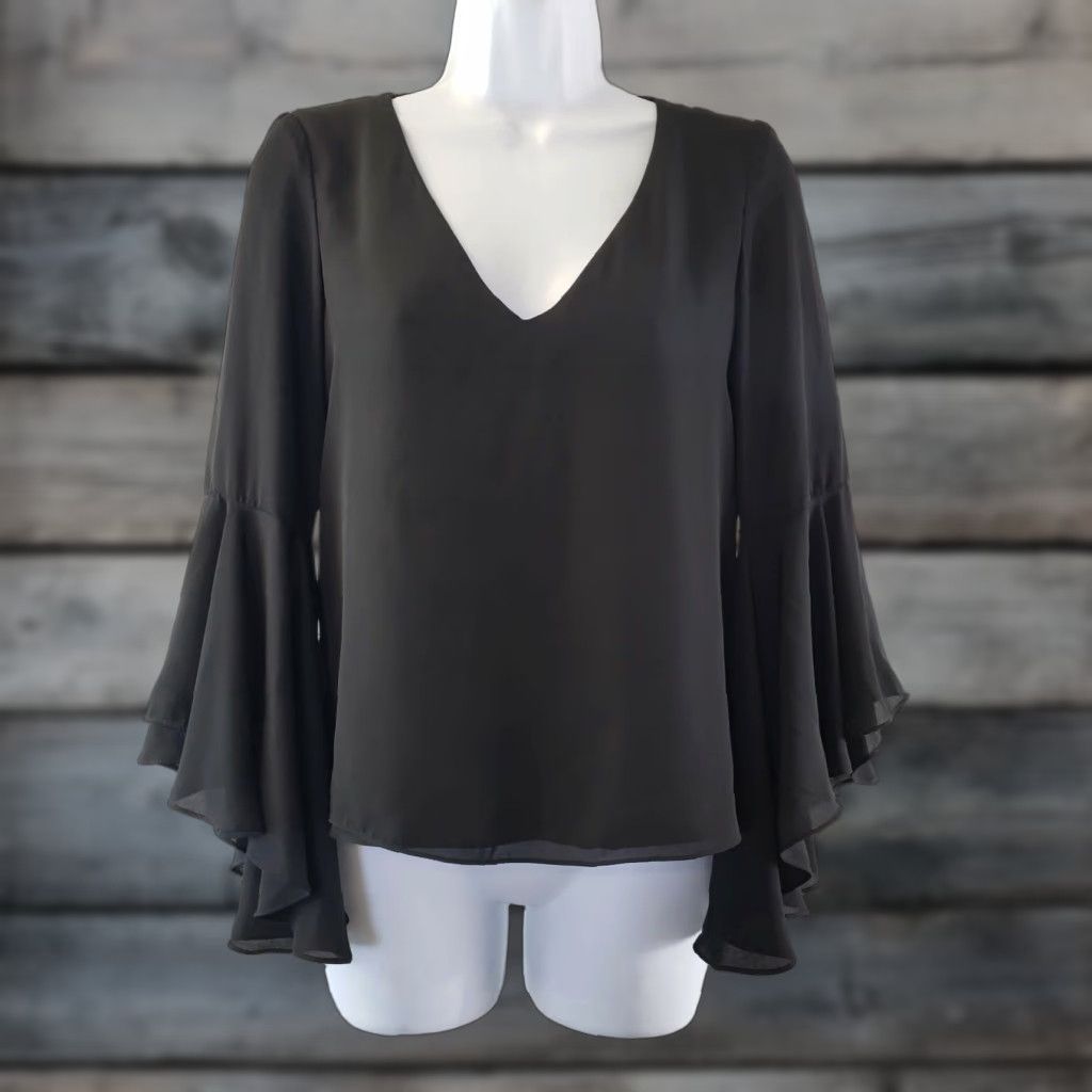 Zara Zara Trafaluc Womens Top XS Solid Black Bell Sleeve Open Back V-Neck Blouse Size XS / US 0-2 / IT 36-38 - 1 Thumbnail