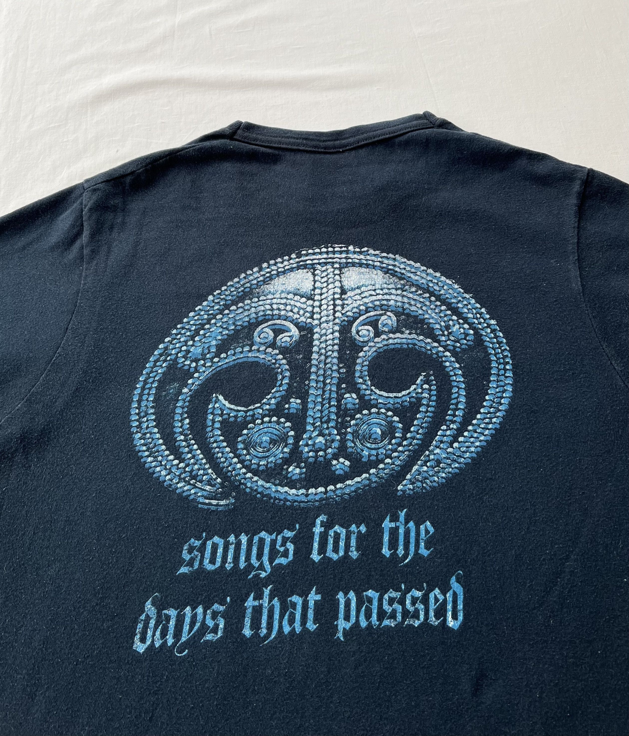 Band Tees Vintage 2000s Drudkh Microcosmos Black Metal Band T-shirt Size US S / EU 44-46 / 1 - 10 Thumbnail