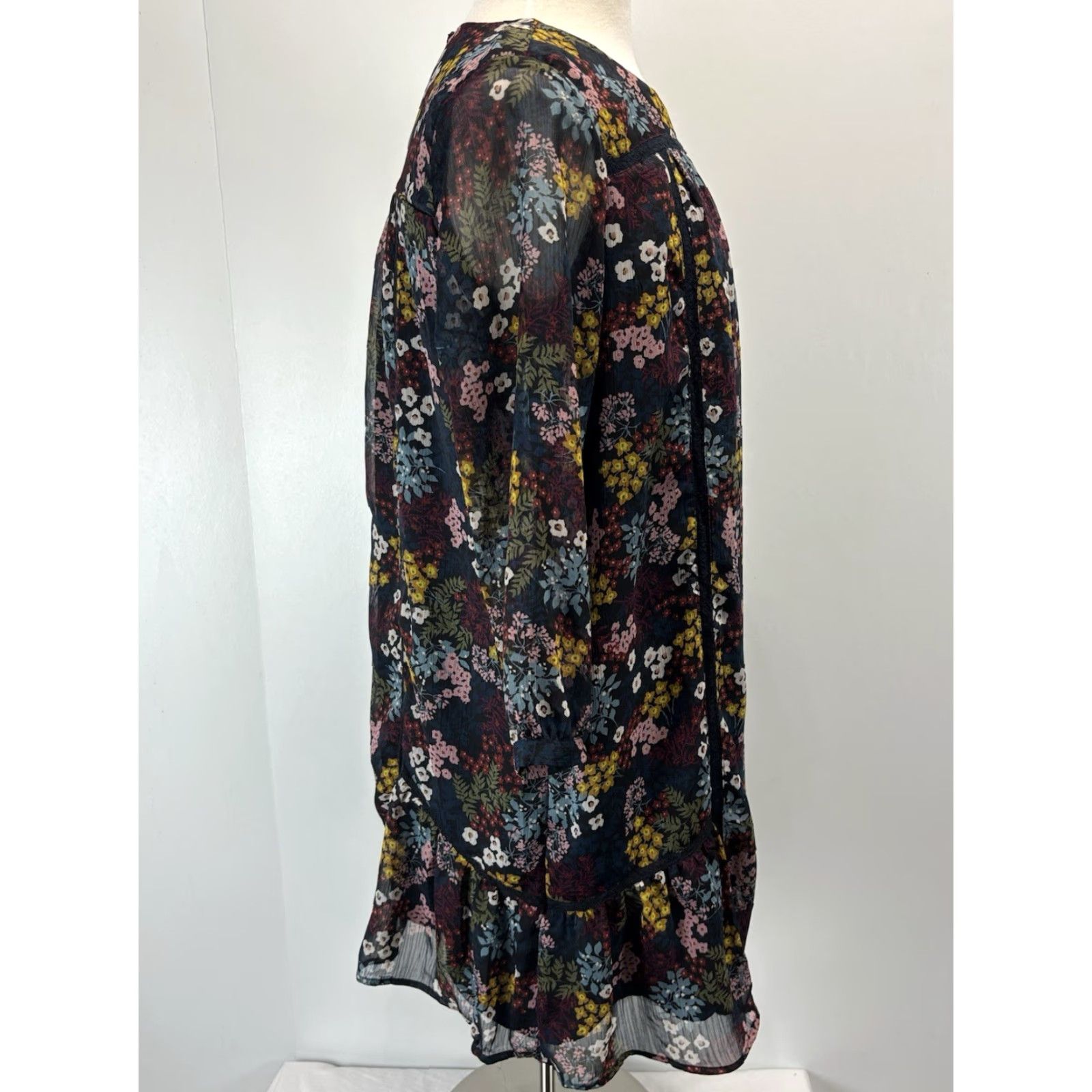 Loft LOFT Mini Dark Floral Shift Dress Sz Medium Petite Sheer Sleeves Romantic Fairy Size M / US 6-8 / IT 42-44 - 4 Thumbnail