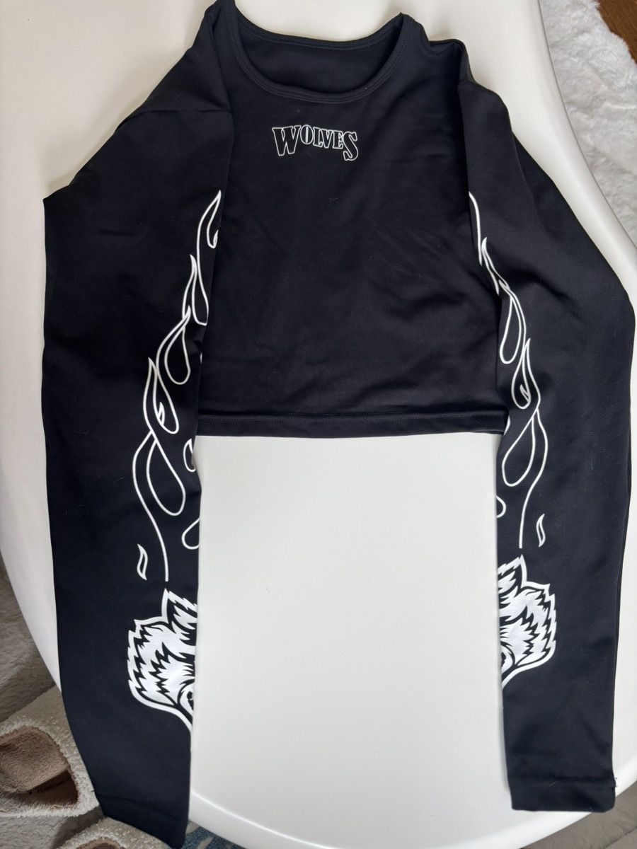 Darc Sport She Darc Sport Wolves Limited Edition Sports Top Size S / US 4 / IT 40 - 1 Thumbnail