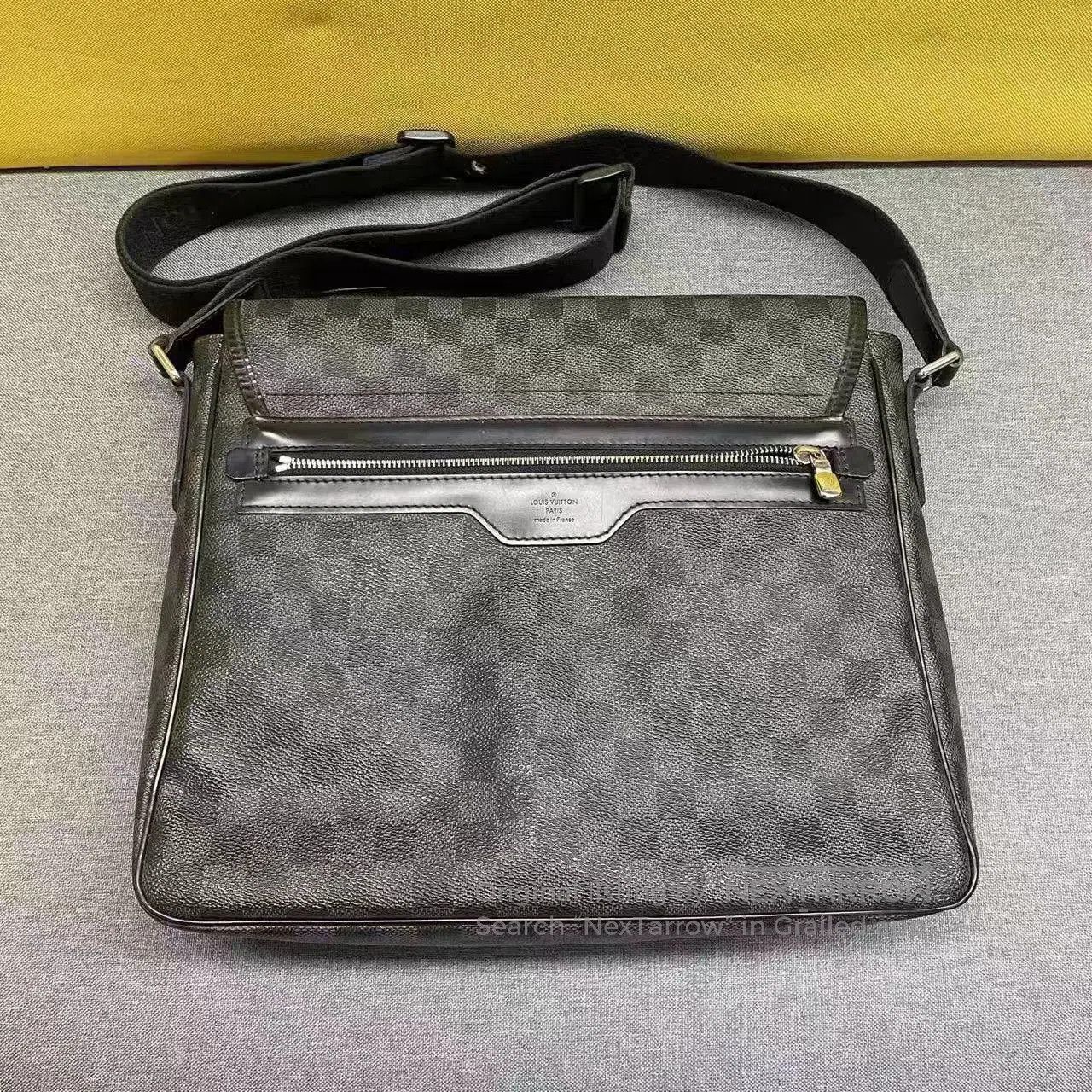 Louis Vuitton Black Checkered Crossbody Messenger Bag. Size ONE SIZE - 2 Thumbnail
