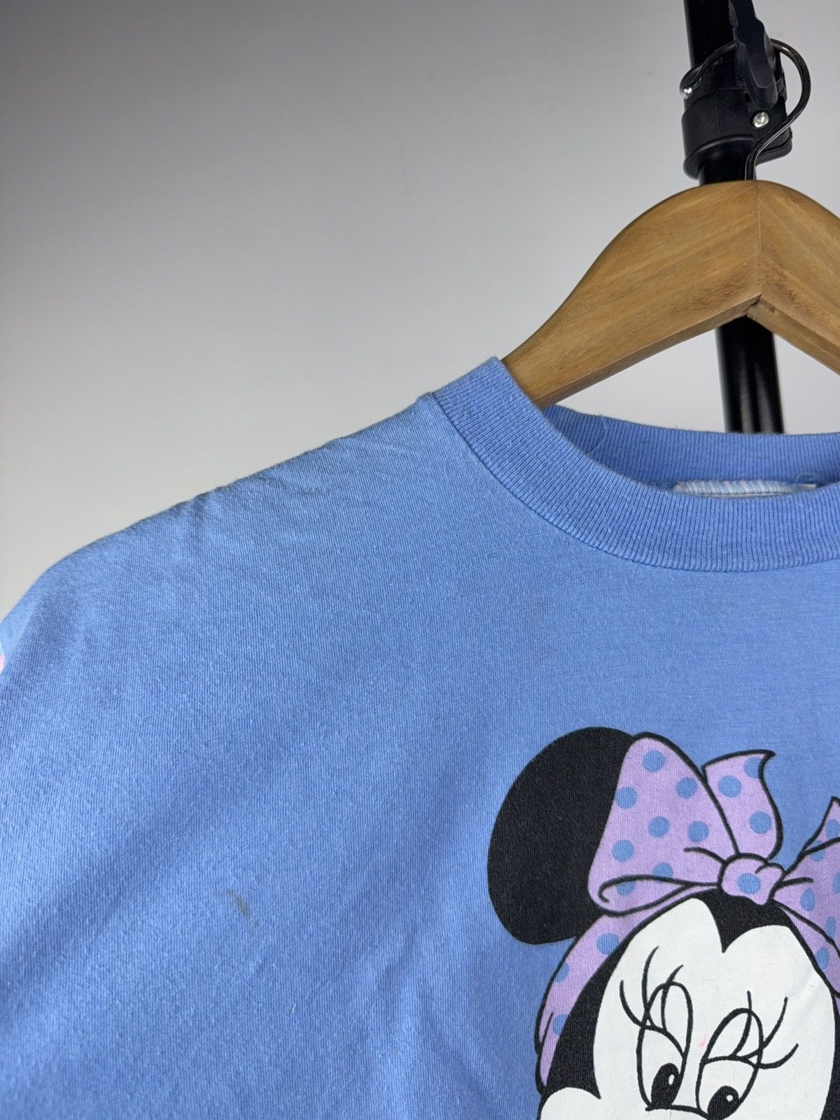Disney VNTG 90s Retro Minnie Mouse Disney T-Shirt Floral Sleeves Size XS / US 0-2 / IT 36-38 - 7 Thumbnail