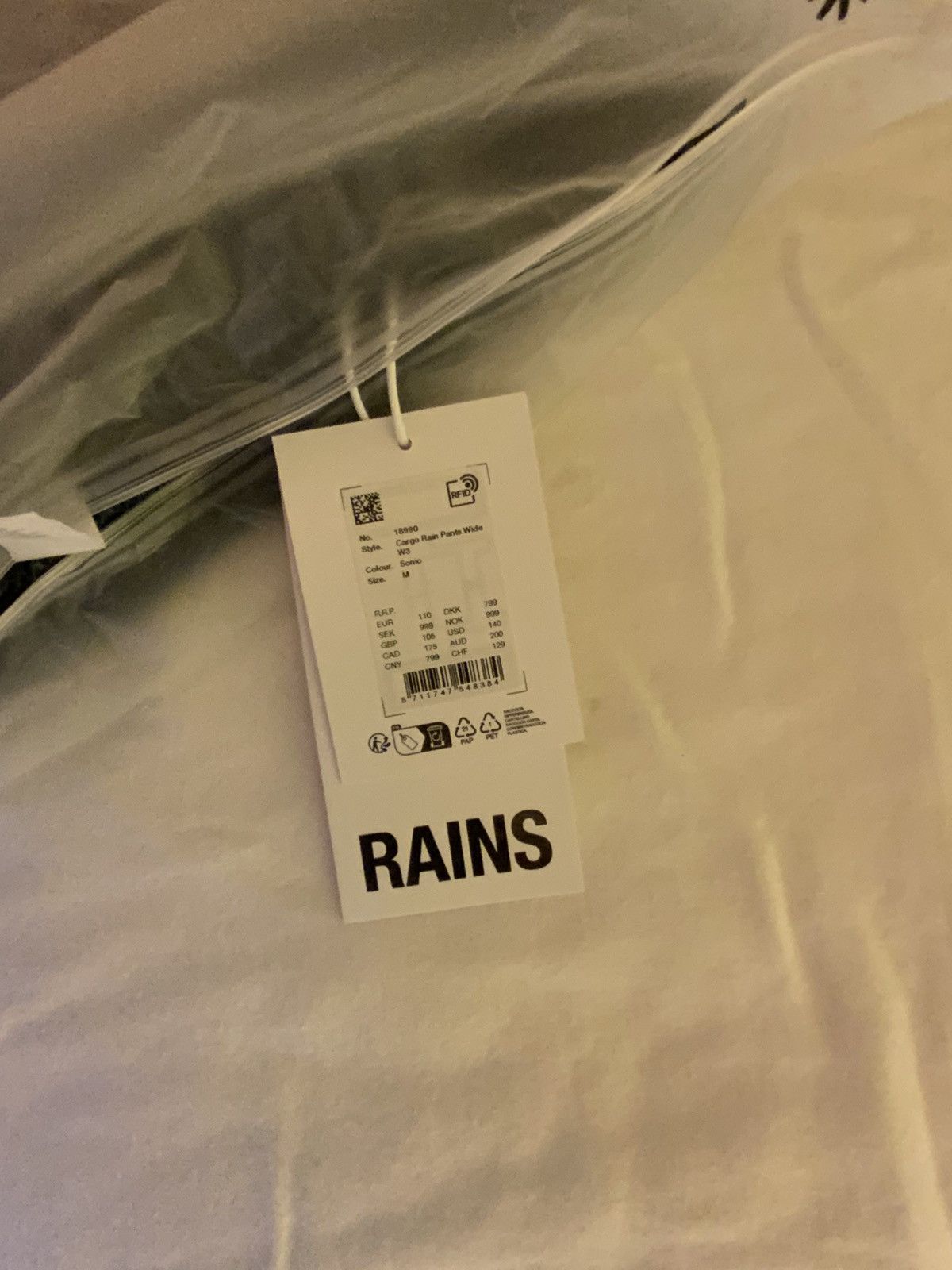 Rains Rains Cargo Rain Pants wide size M color Sonic Size 32" / US 10 / IT 46 - 7 Thumbnail
